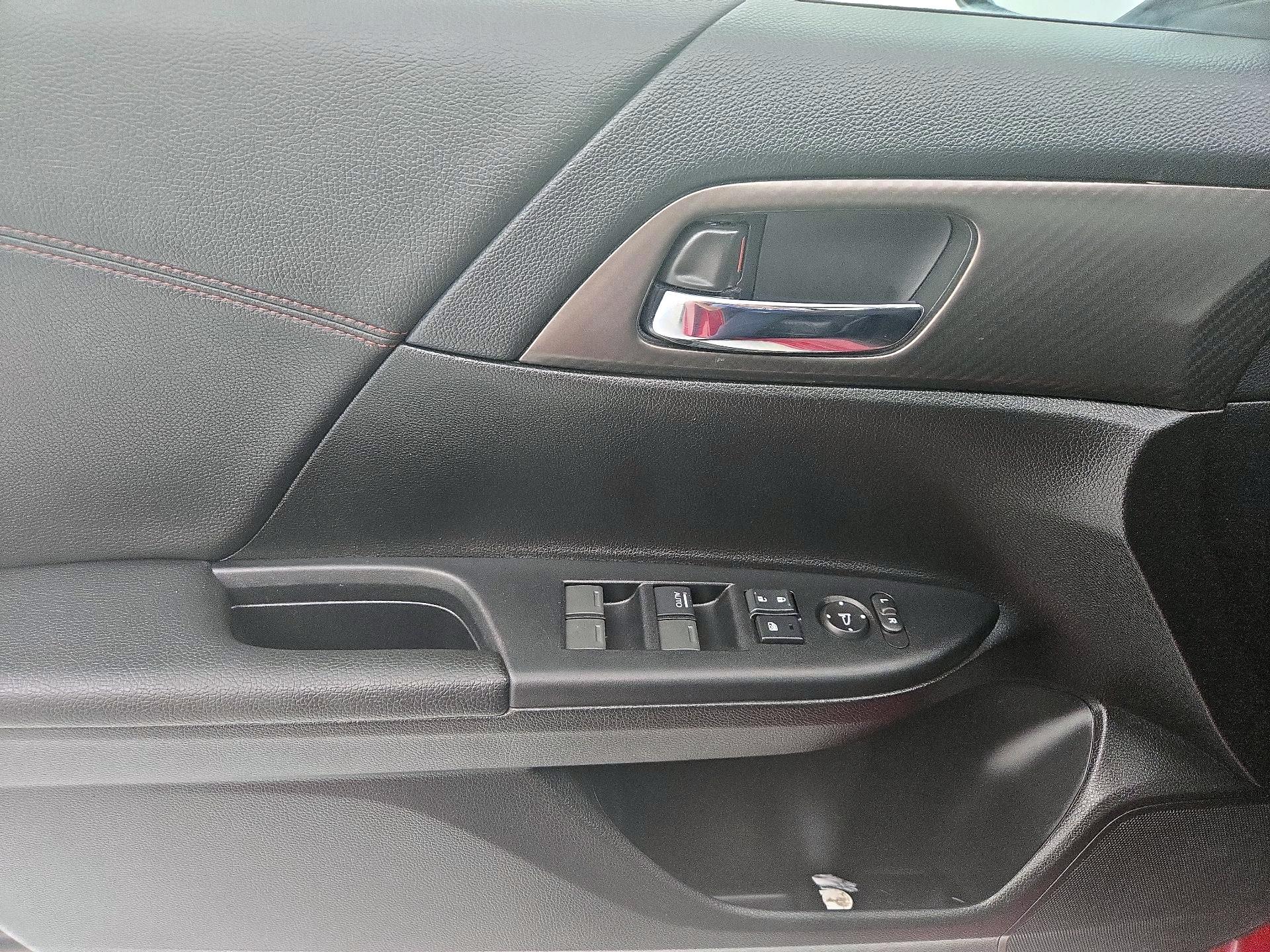 Thumbnail: 2017 Honda Accord - 12