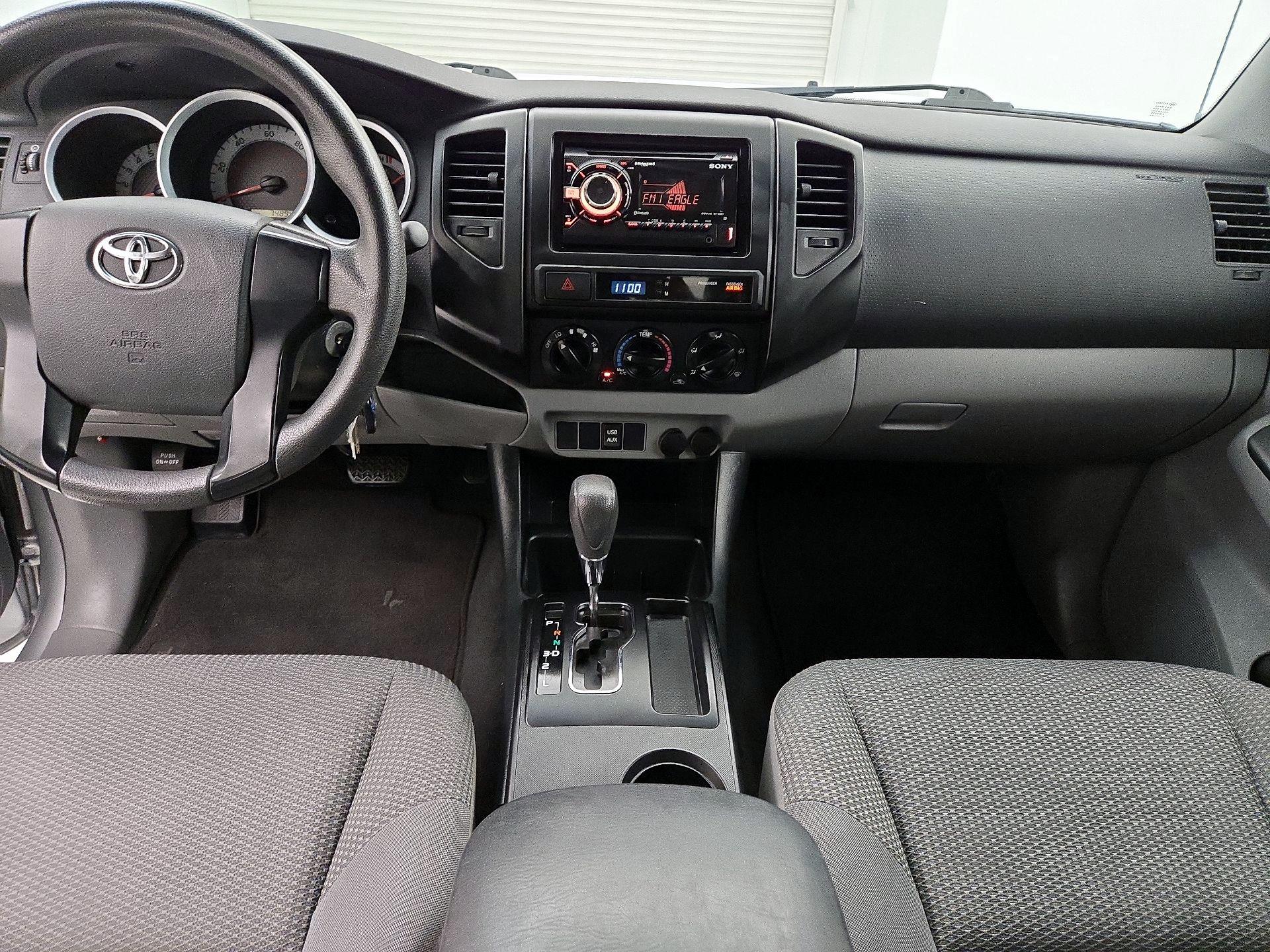 Thumbnail: 2013 Toyota Tacoma - 9