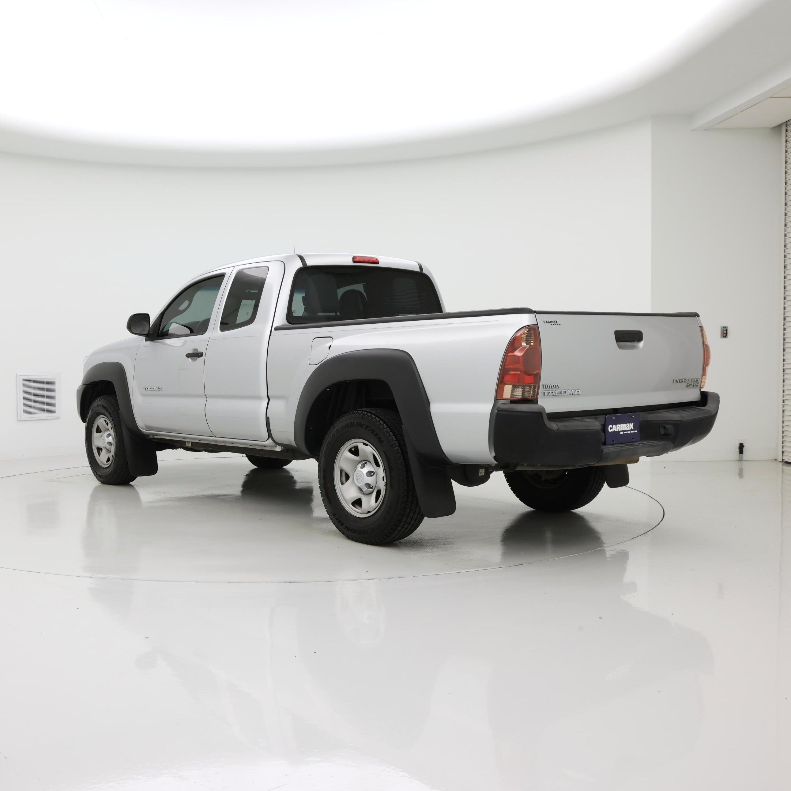 Thumbnail: 2013 Toyota Tacoma - 2