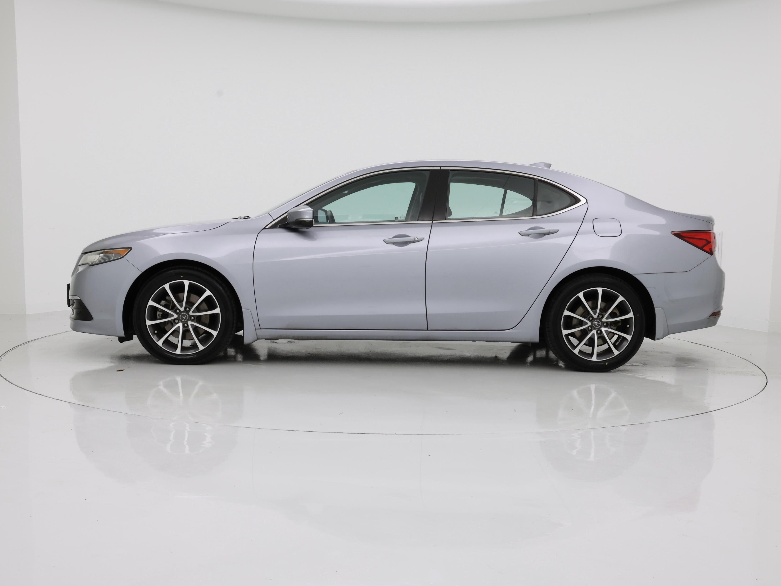 Thumbnail: 2015 Acura TLX - 3