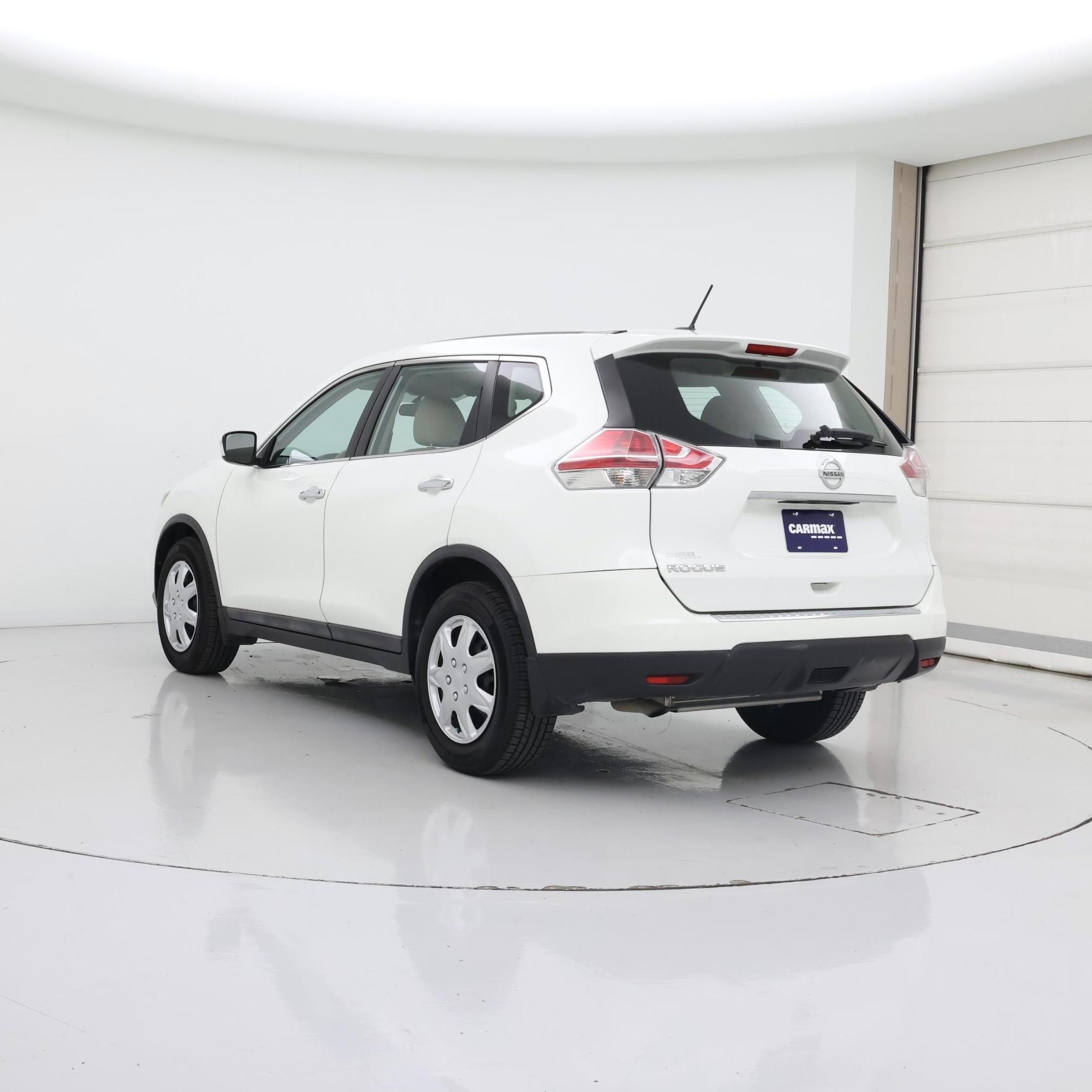 Thumbnail: 2015 Nissan Rogue - 2