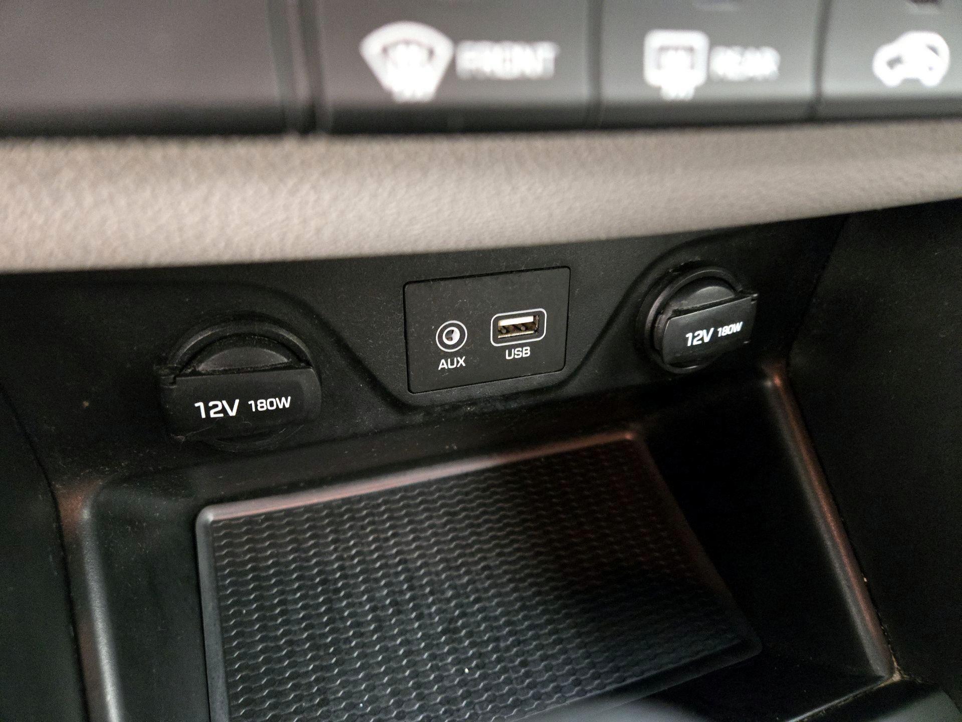 Thumbnail: 2020 Hyundai Tucson - 18
