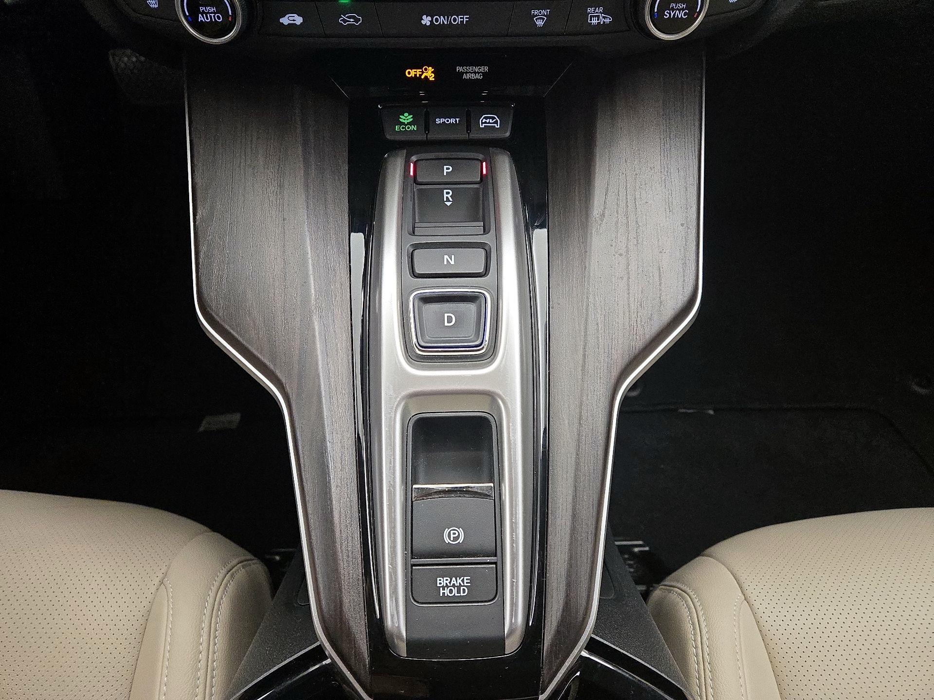 Thumbnail: 2018 Honda Clarity - 18