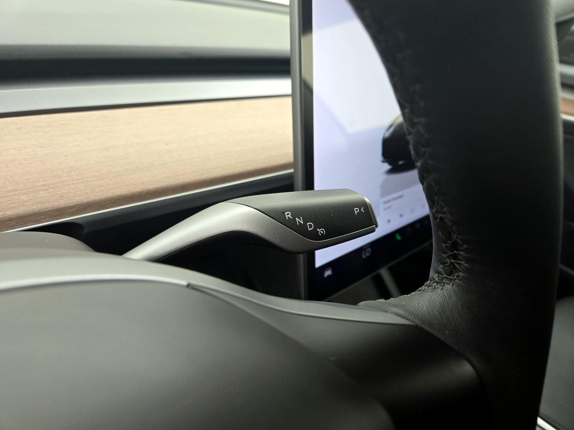 Thumbnail: 2023 Tesla Model 3 - 17