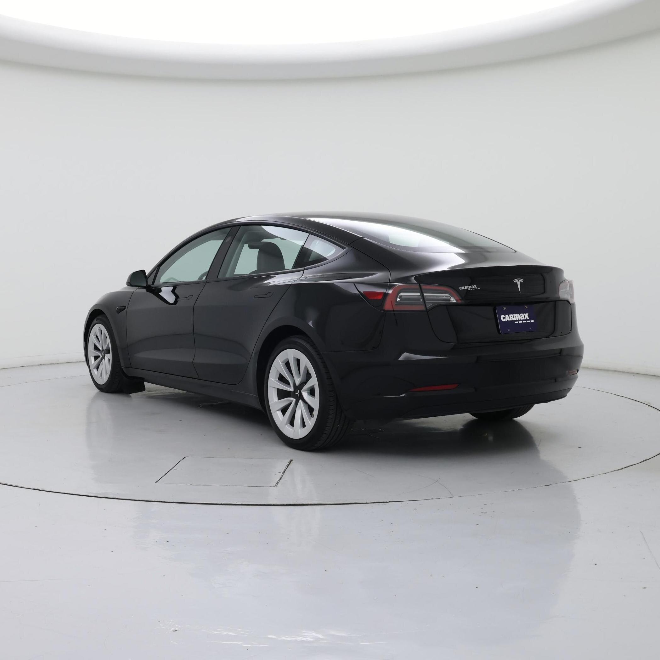 Thumbnail: 2023 Tesla Model 3 - 2