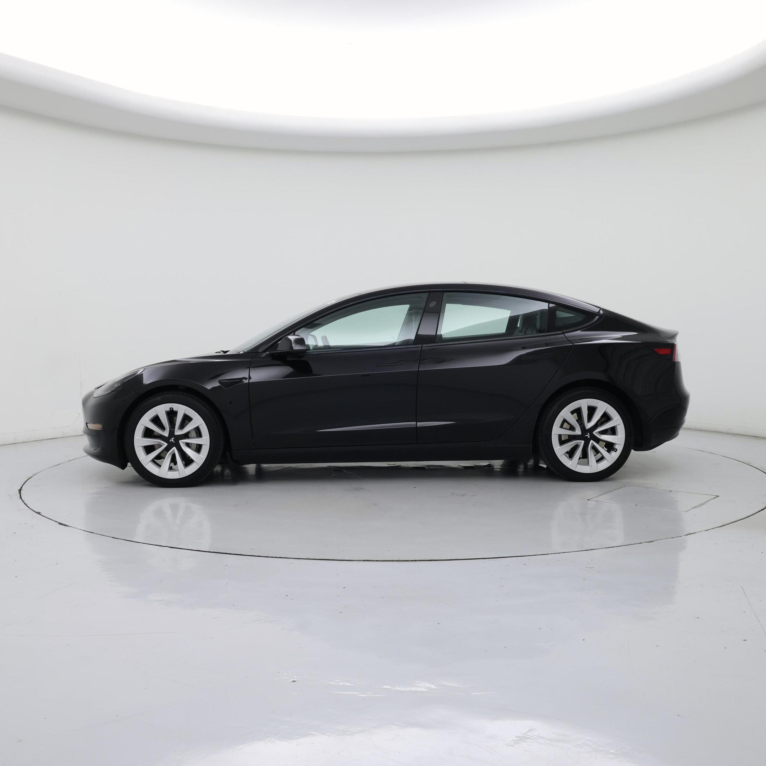 Thumbnail: 2023 Tesla Model 3 - 3