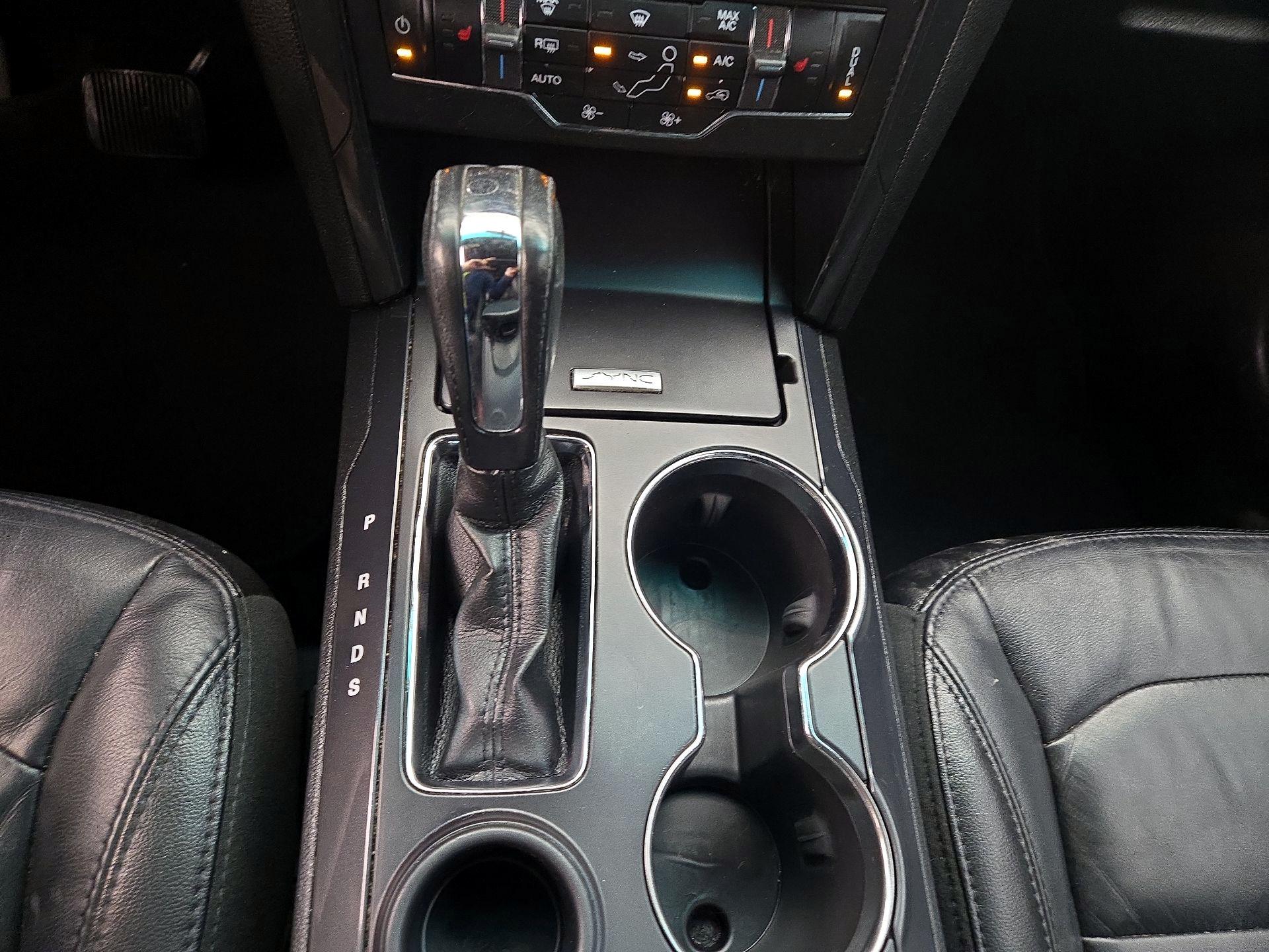 Thumbnail: 2016 Ford Explorer - 17