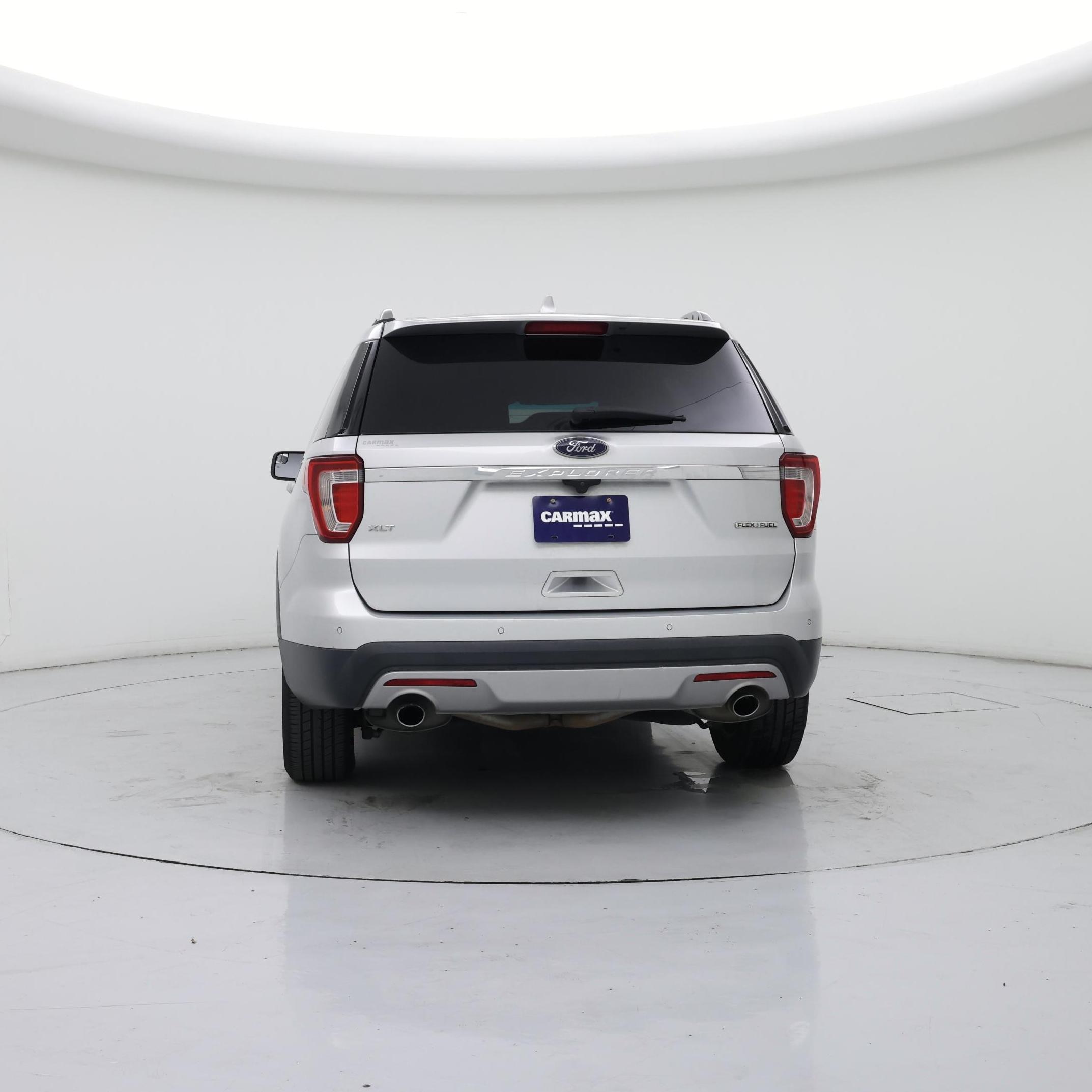 Thumbnail: 2016 Ford Explorer - 6