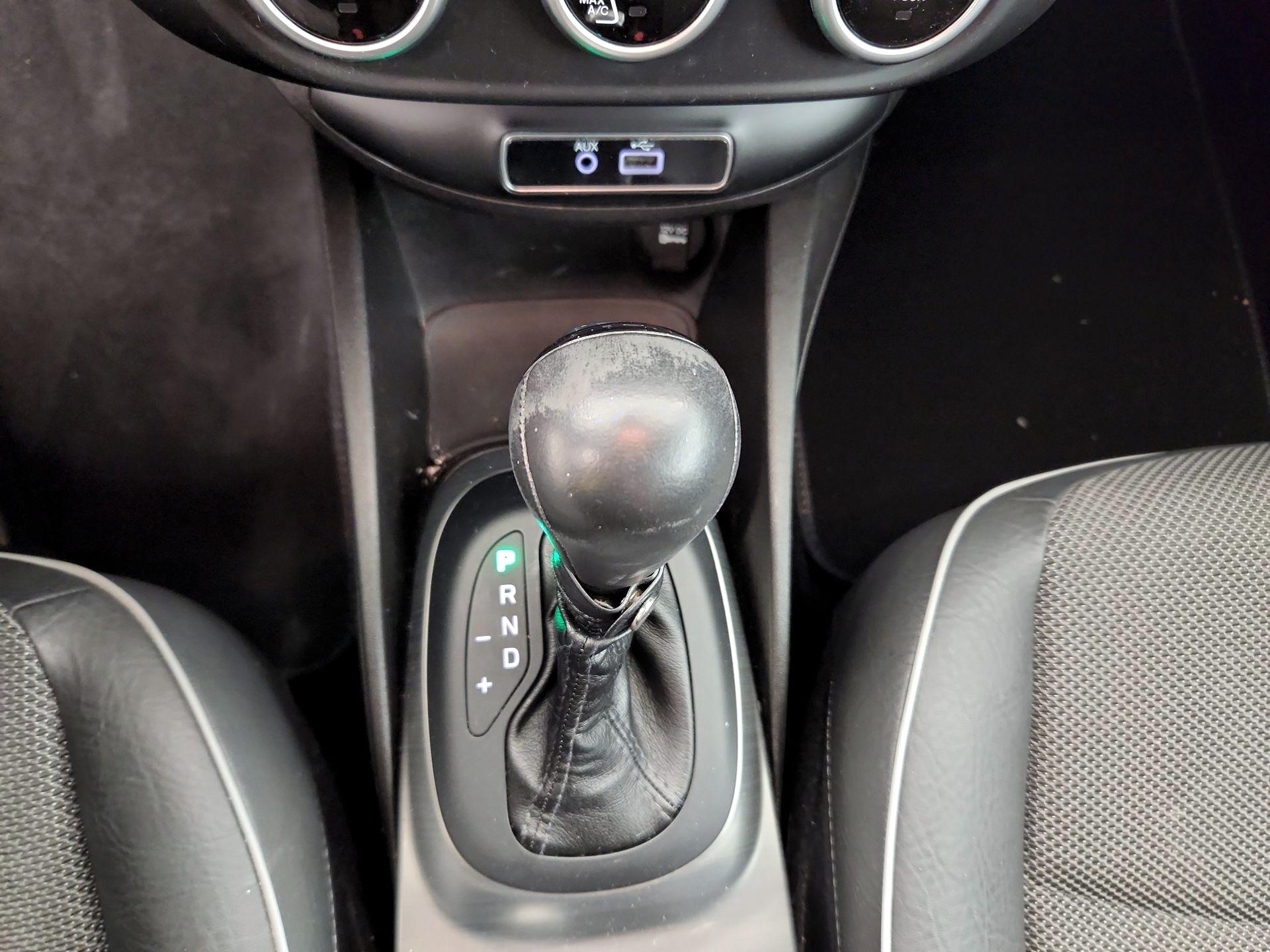Thumbnail: 2016 Fiat 500X - 18
