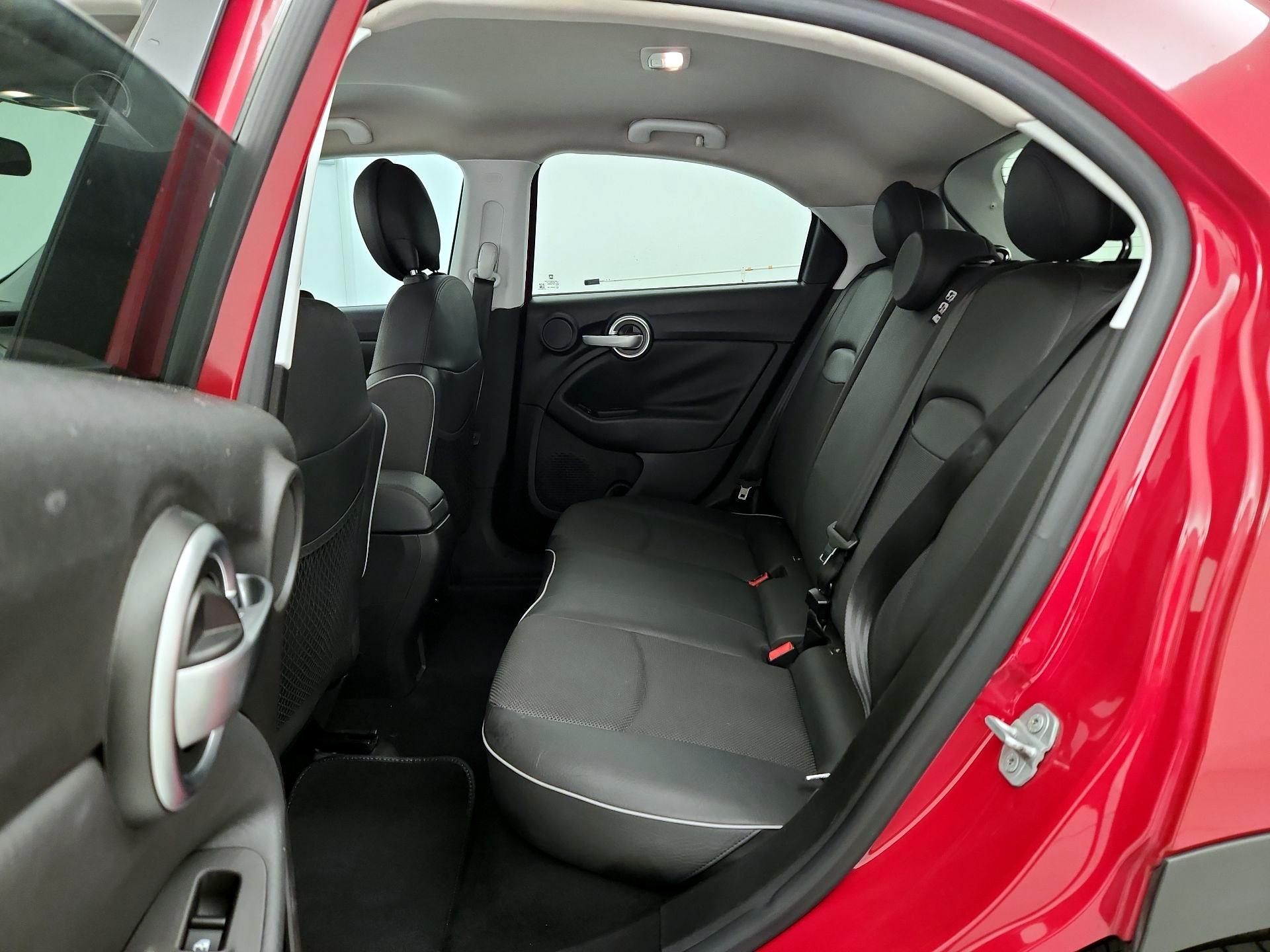 Thumbnail: 2016 Fiat 500X - 20