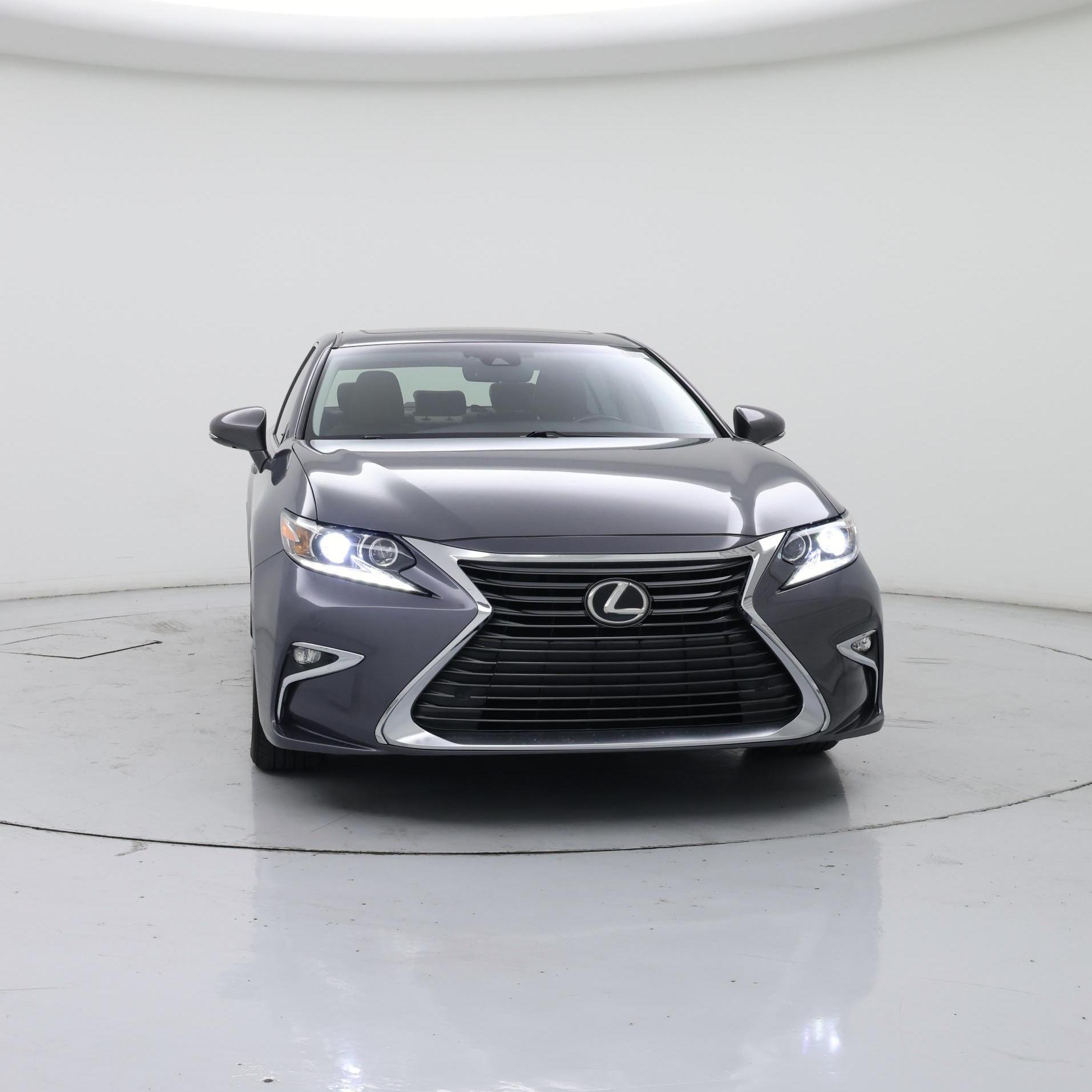 Thumbnail: 2016 Lexus ES - 5