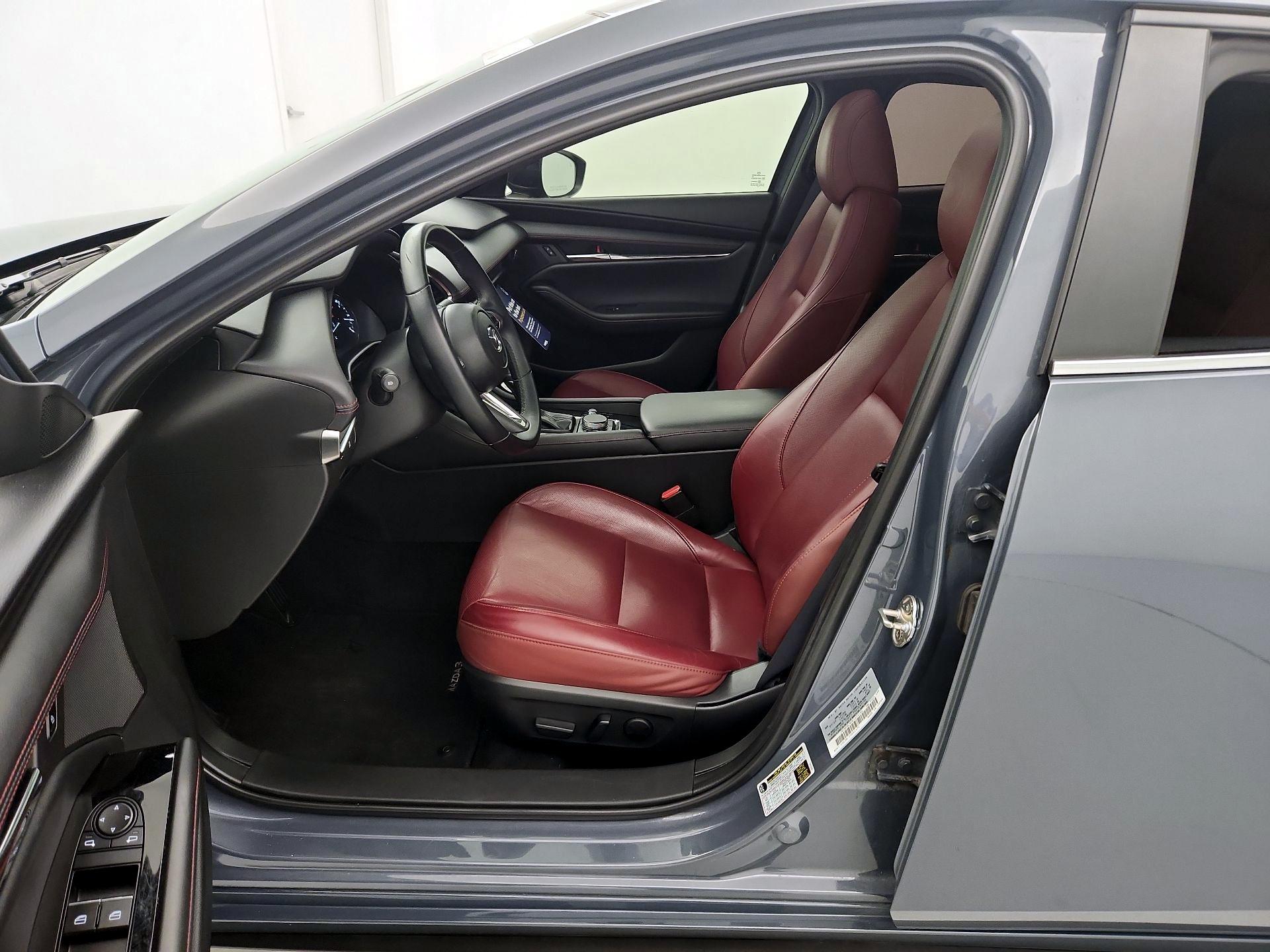 Thumbnail: 2024 Mazda Mazda3 - 11