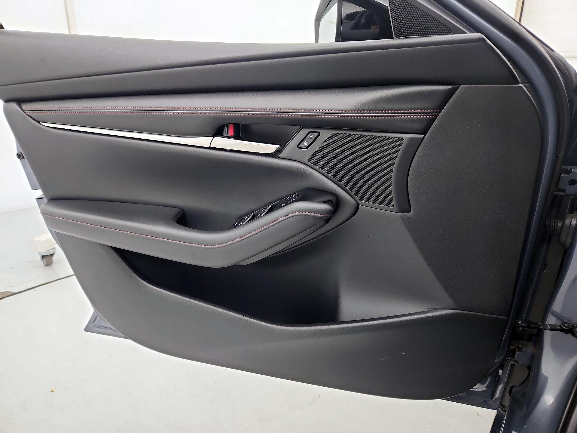 Thumbnail: 2024 Mazda Mazda3 - 12