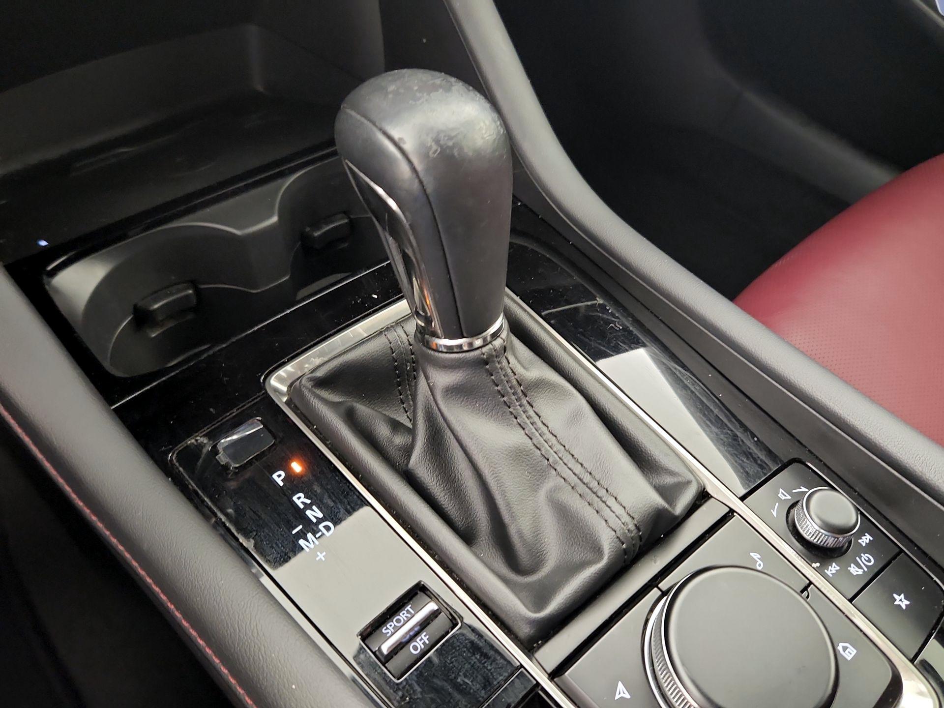 Thumbnail: 2024 Mazda Mazda3 - 17
