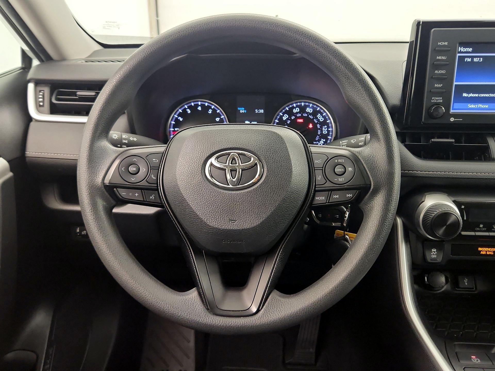 Thumbnail: 2020 Toyota RAV4 - 10