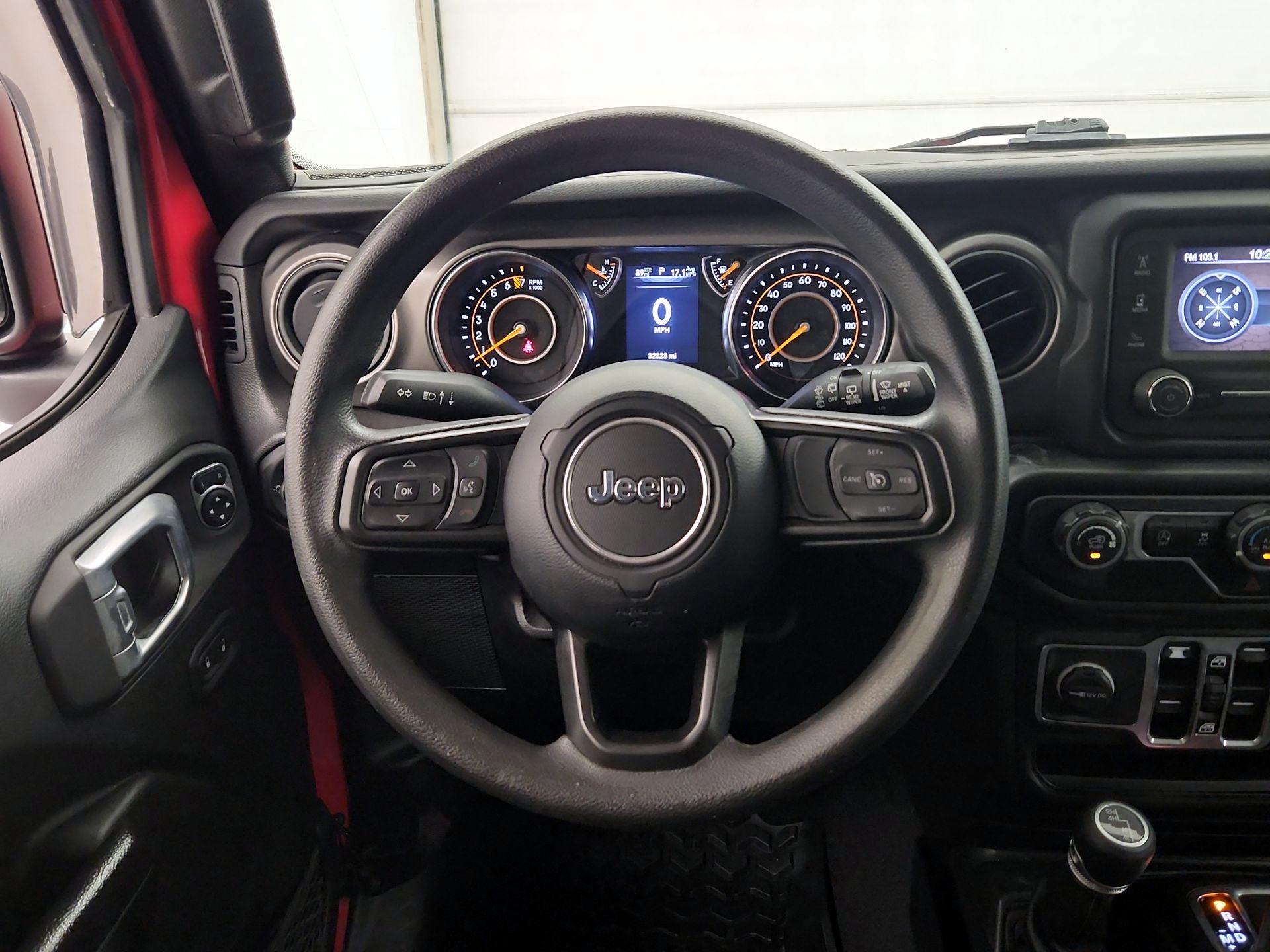 Thumbnail: 2021 Jeep Wrangler - 10