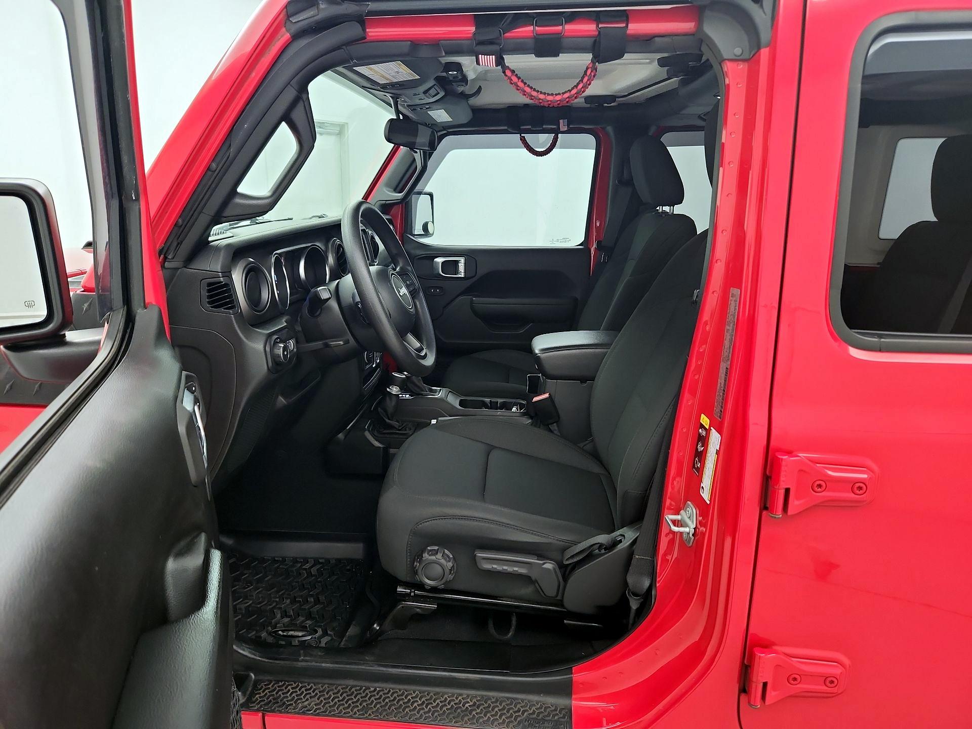 Thumbnail: 2021 Jeep Wrangler - 11
