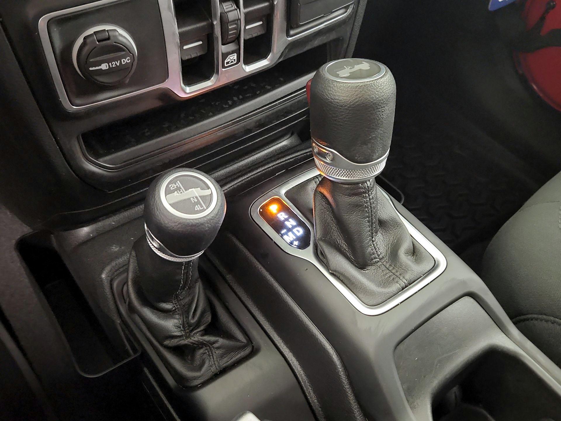 Thumbnail: 2021 Jeep Wrangler - 17