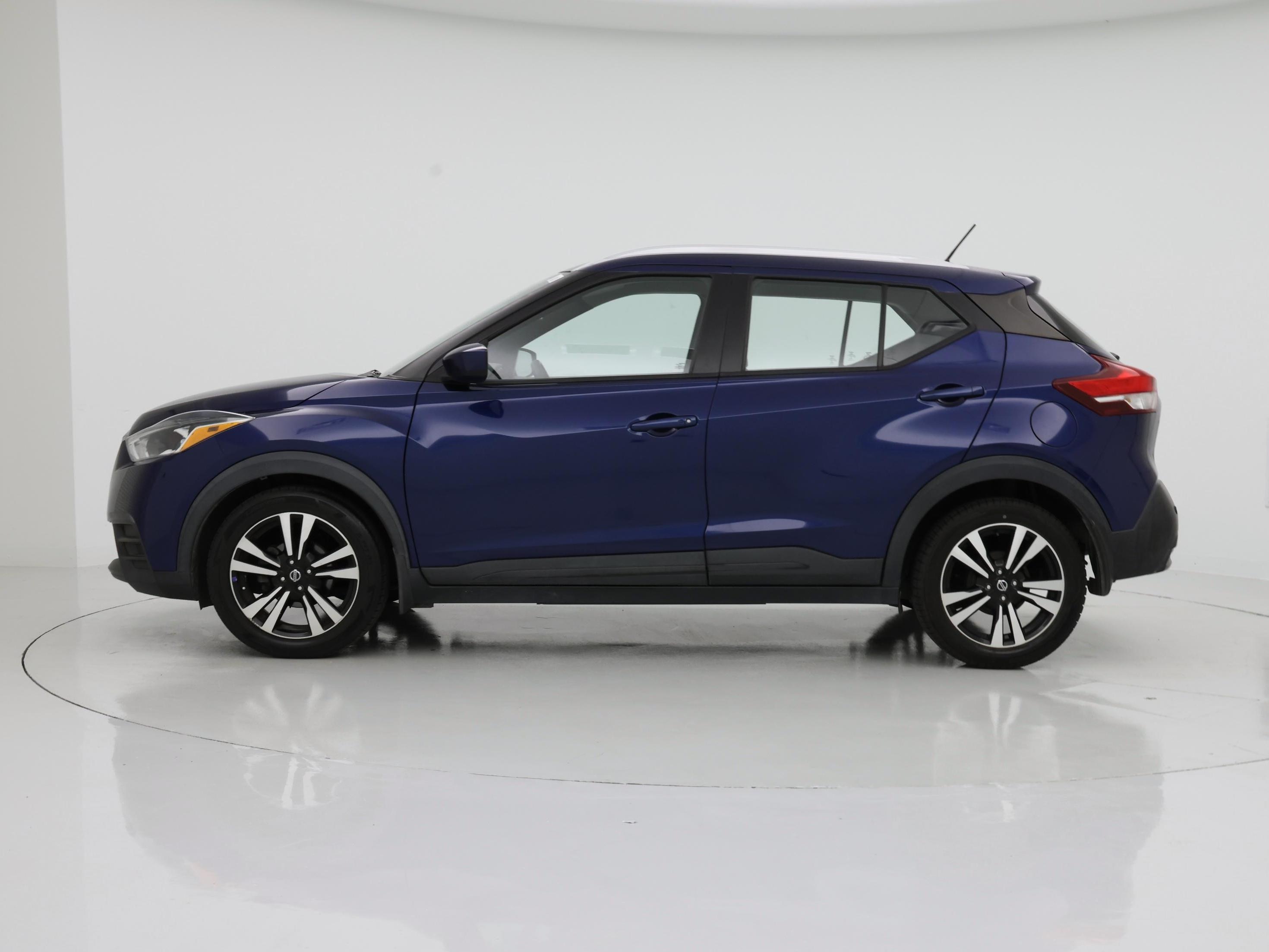 Thumbnail: 2020 Nissan Kicks - 3