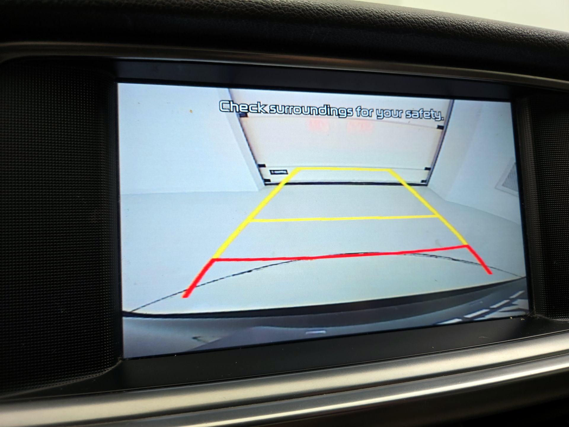 Thumbnail: 2016 Kia Optima - 15