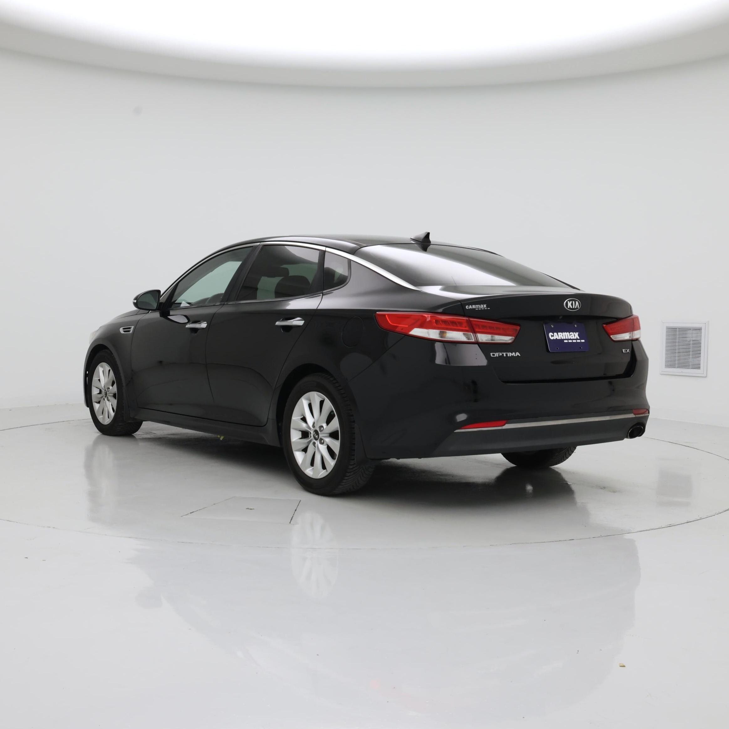 Thumbnail: 2016 Kia Optima - 2