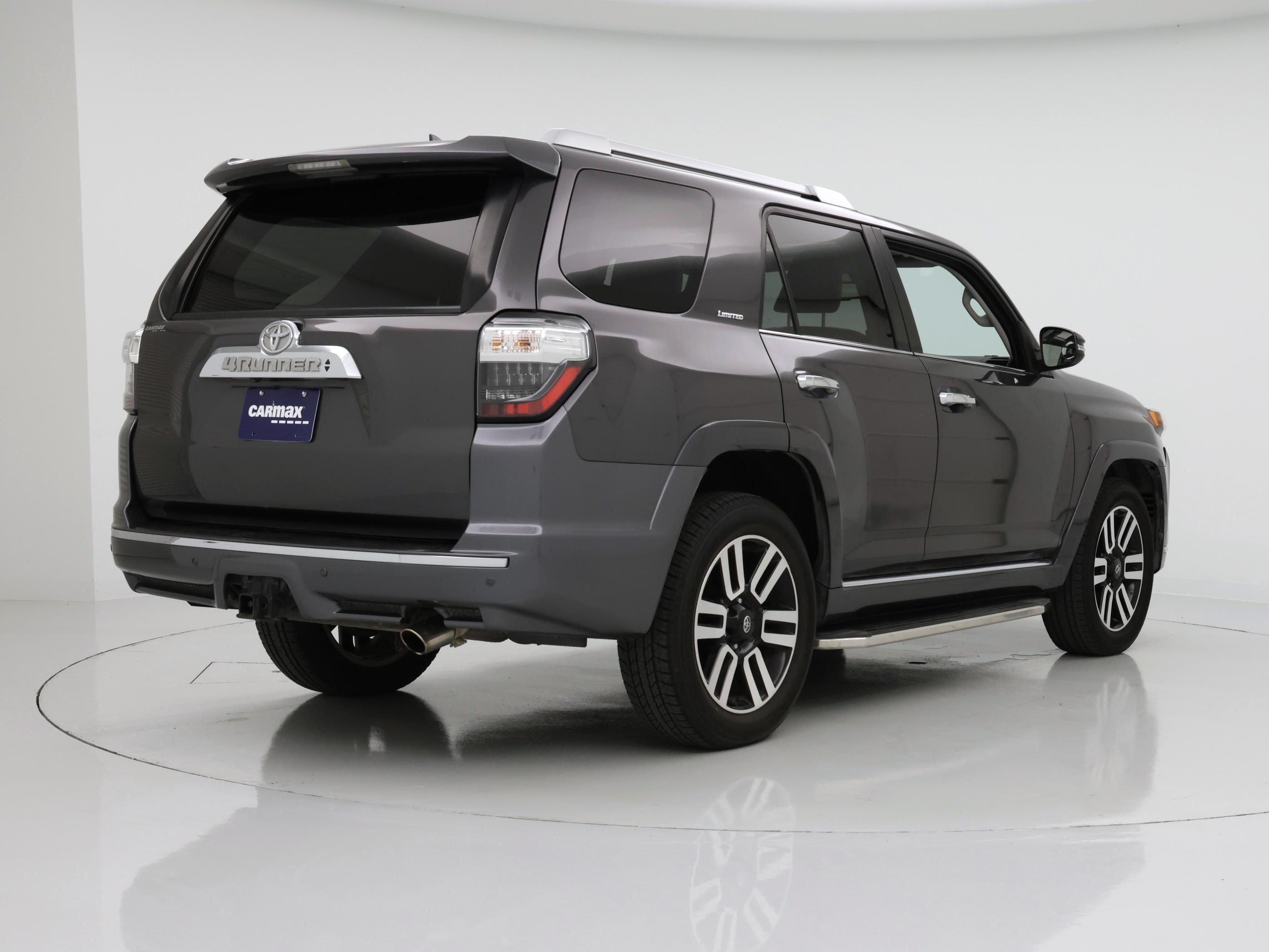 Thumbnail: 2015 Toyota 4Runner - 8