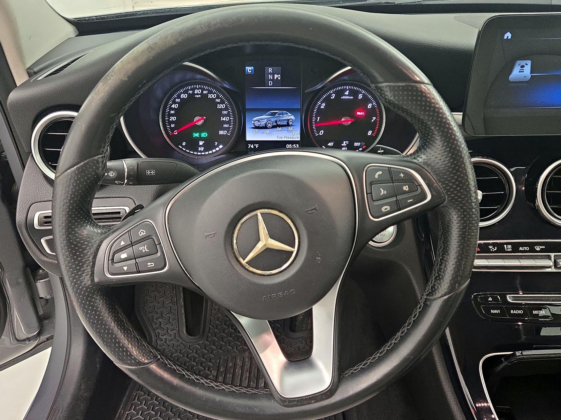 Thumbnail: 2016 Mercedes-Benz C-Class - 10