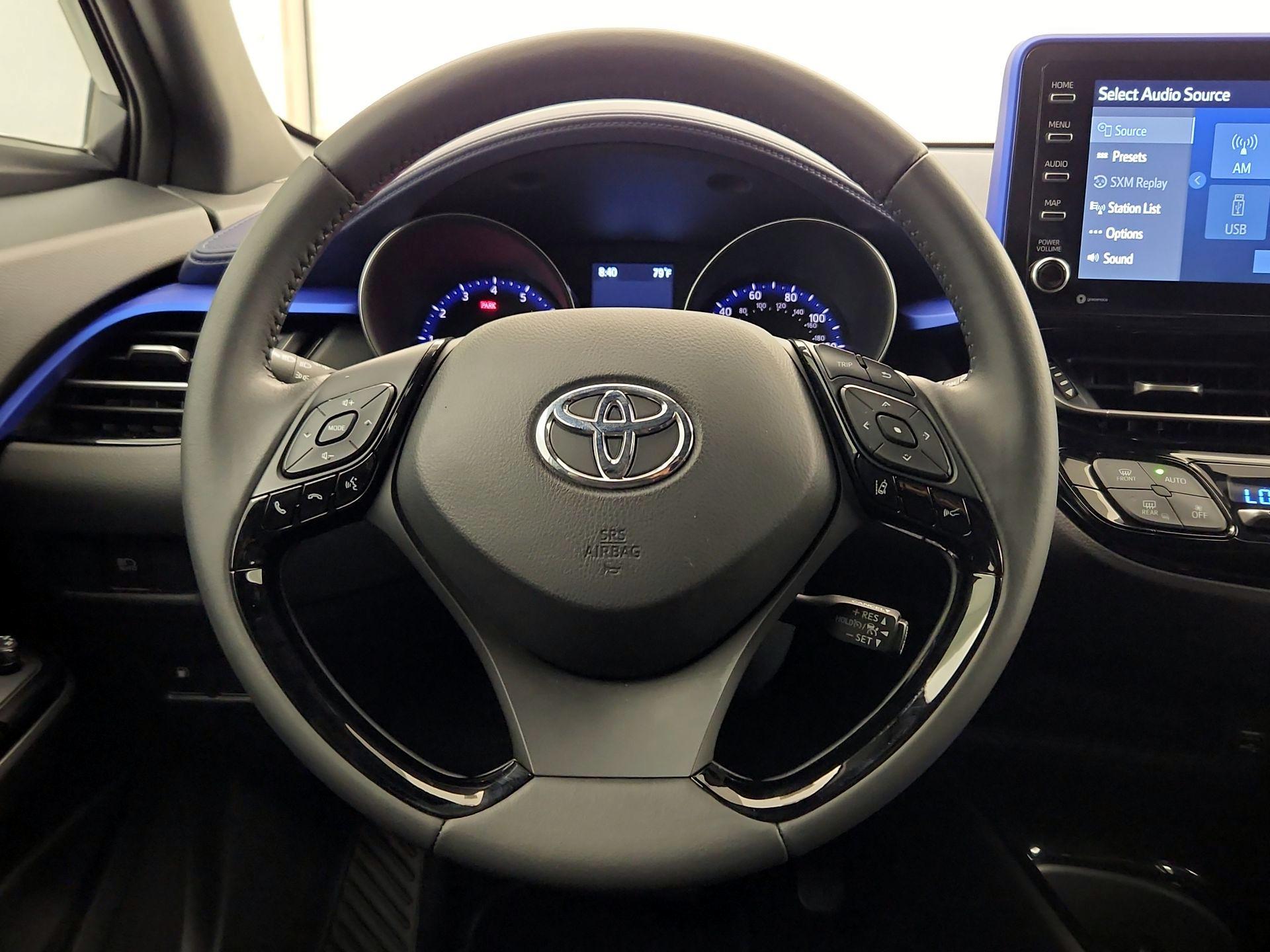 Thumbnail: 2022 Toyota C-HR - 10
