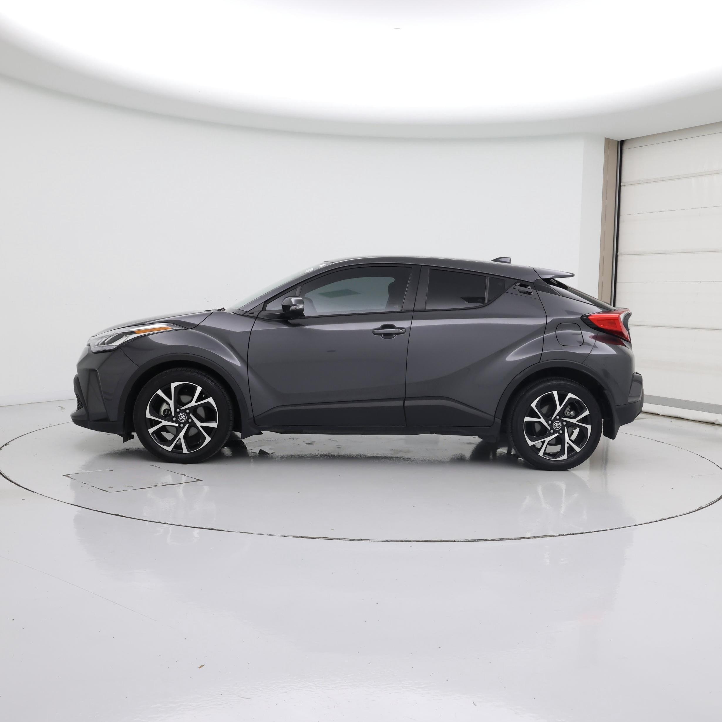 Thumbnail: 2022 Toyota C-HR - 3
