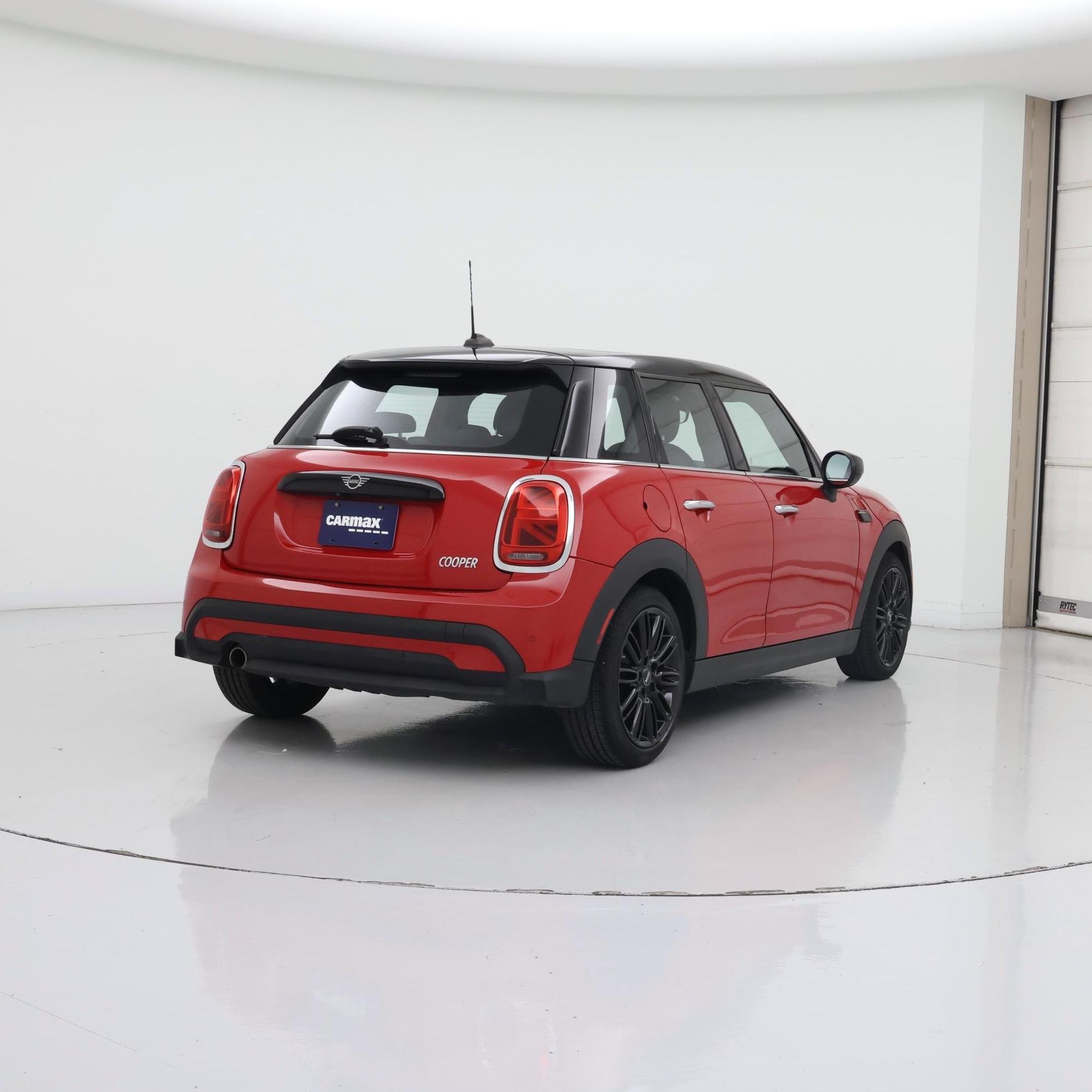 Thumbnail: 2022 MINI Cooper Hardtop - 8