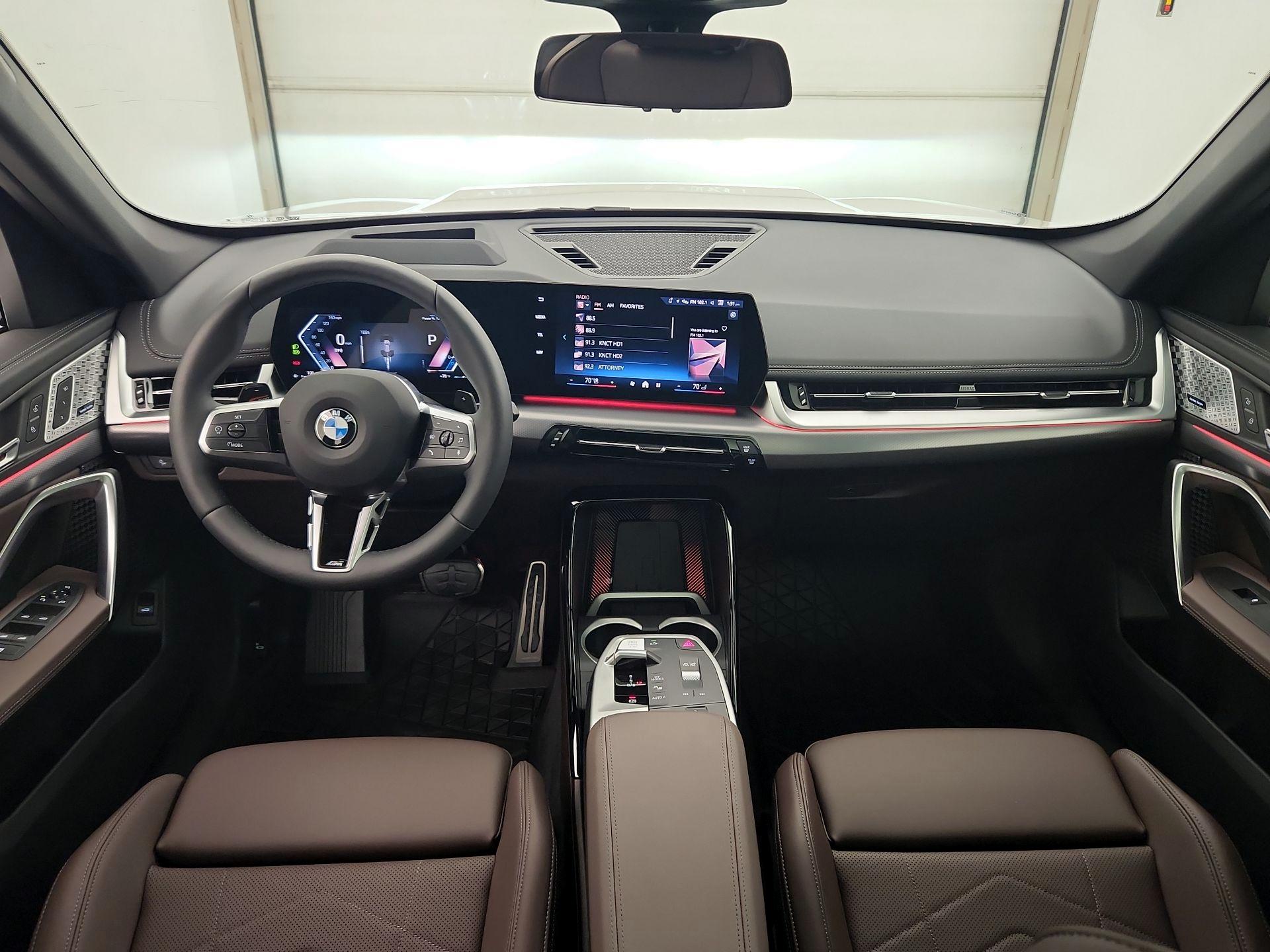 Thumbnail: 2025 BMW X1 - 9