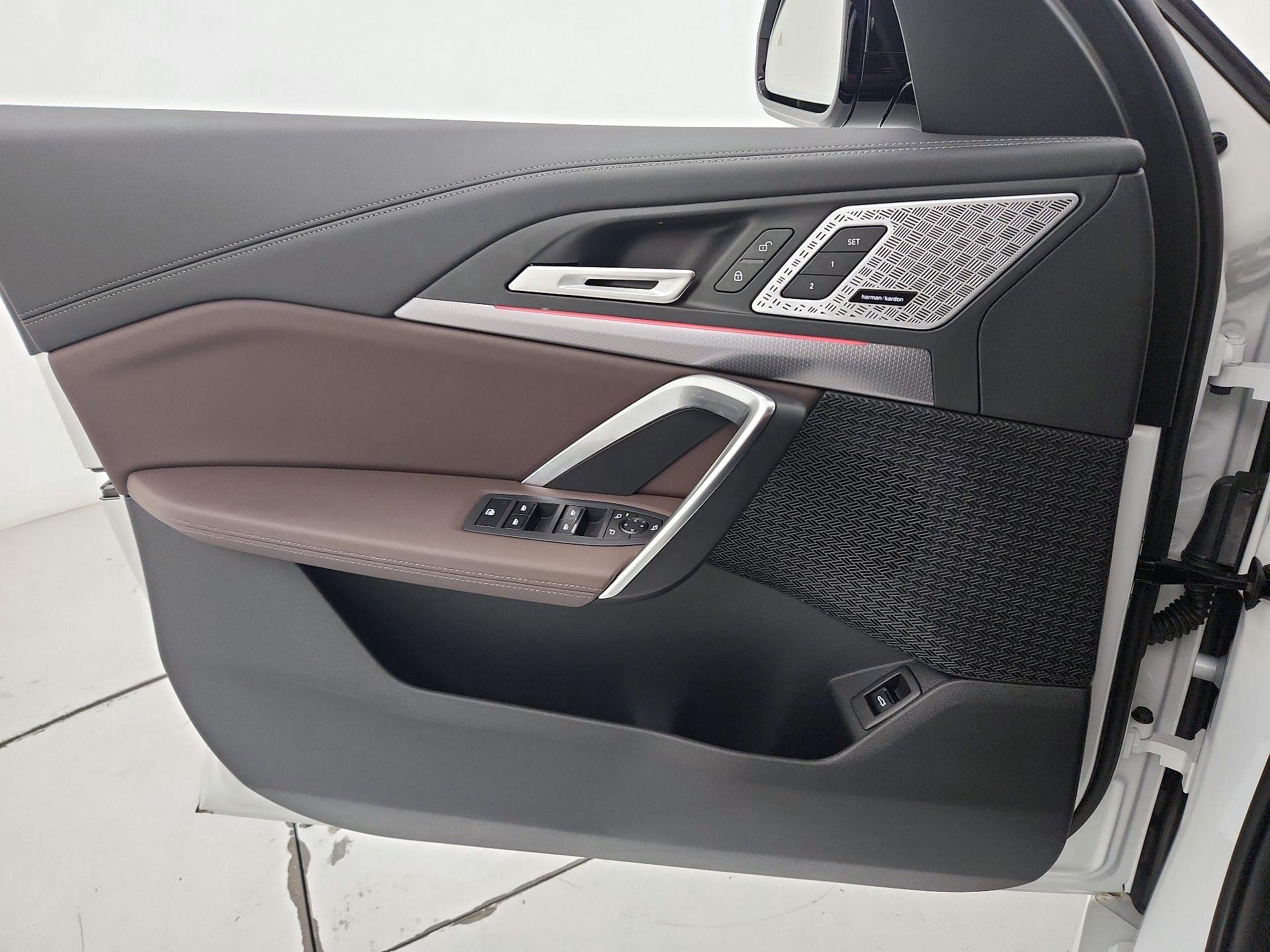 Thumbnail: 2025 BMW X1 - 12