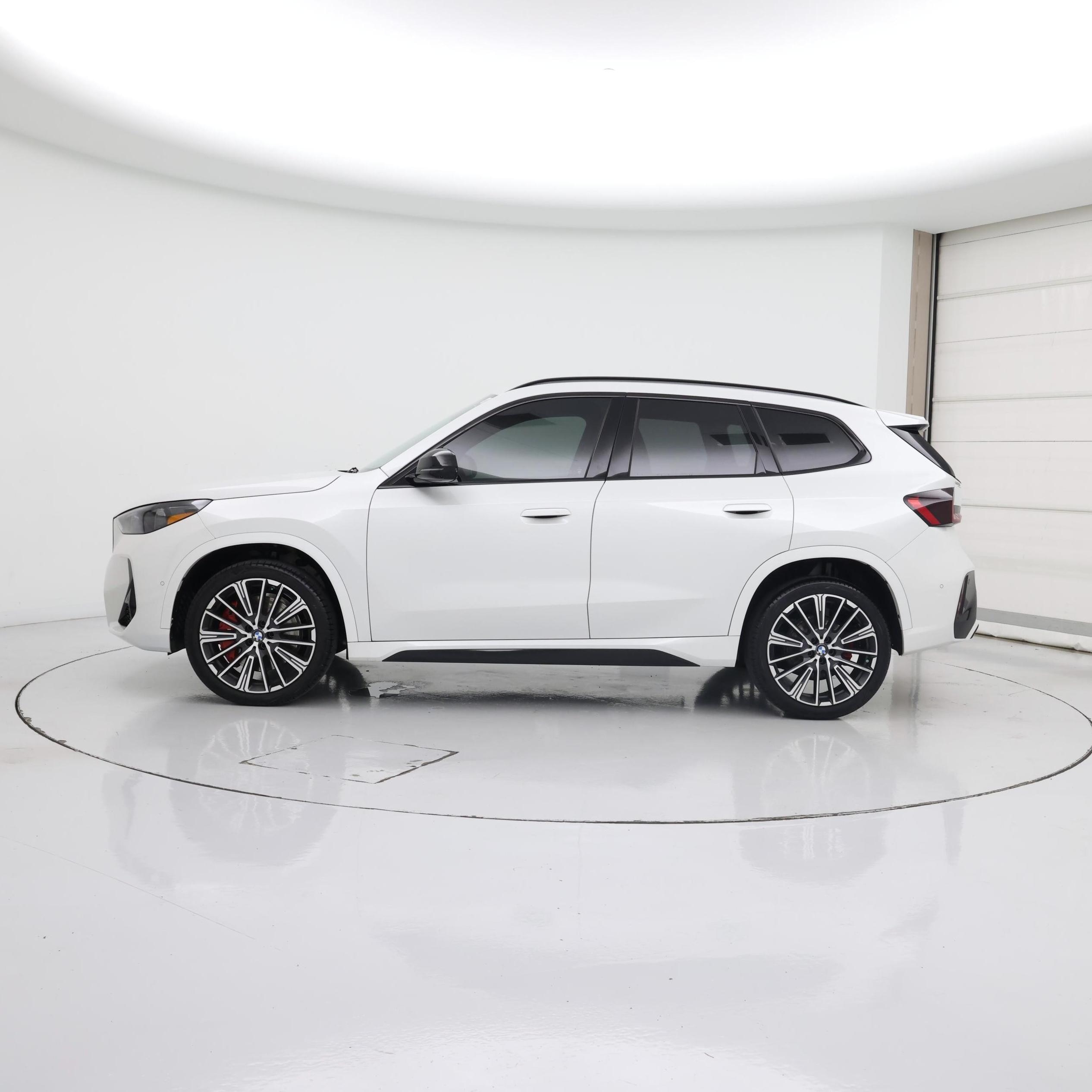 Thumbnail: 2025 BMW X1 - 3