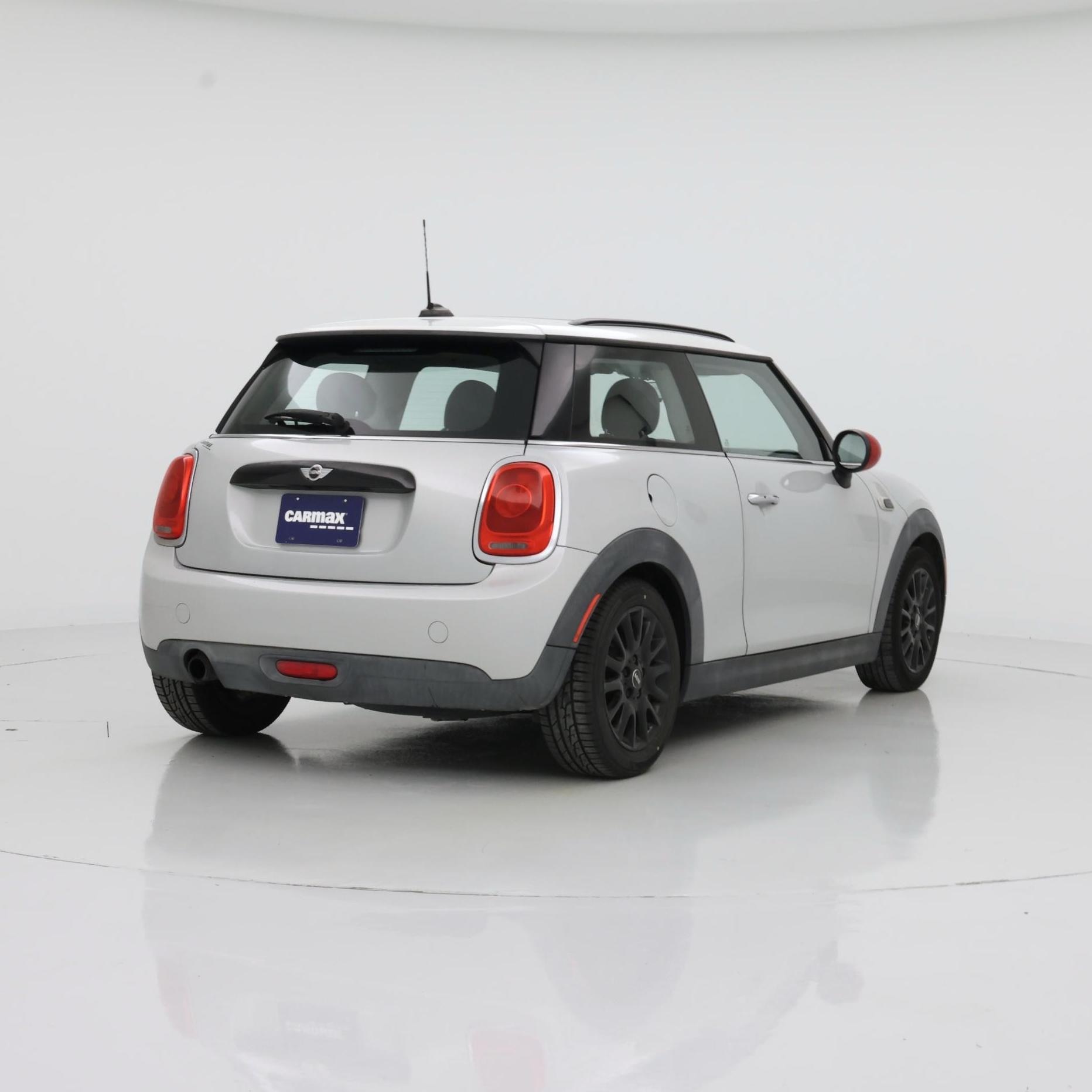 Thumbnail: 2016 MINI Cooper Hardtop - 8