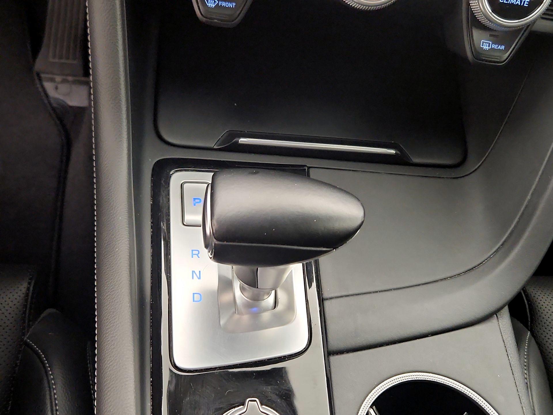 Thumbnail: 2021 Genesis G70 - 17