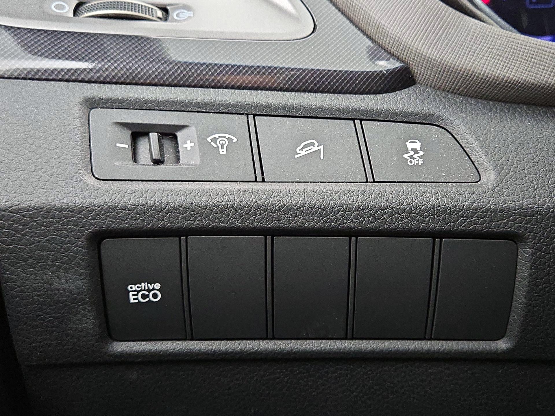 Thumbnail: 2013 Hyundai Santa Fe - 13