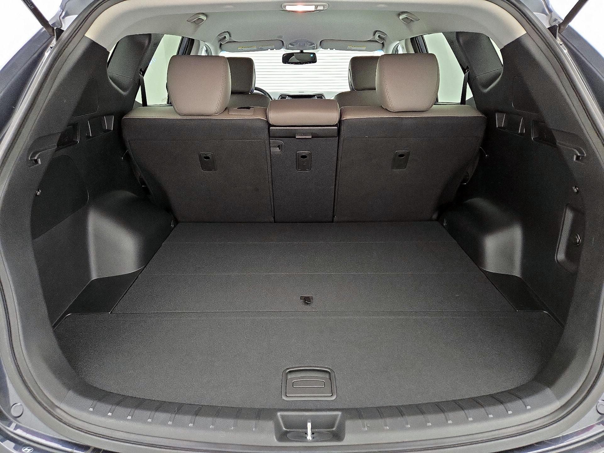 Thumbnail: 2013 Hyundai Santa Fe - 20