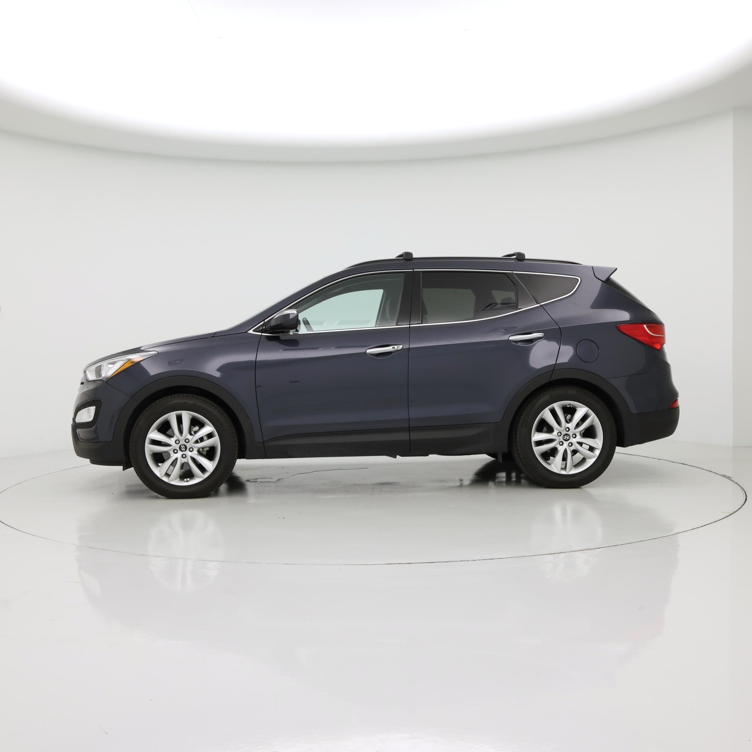 Thumbnail: 2013 Hyundai Santa Fe - 3