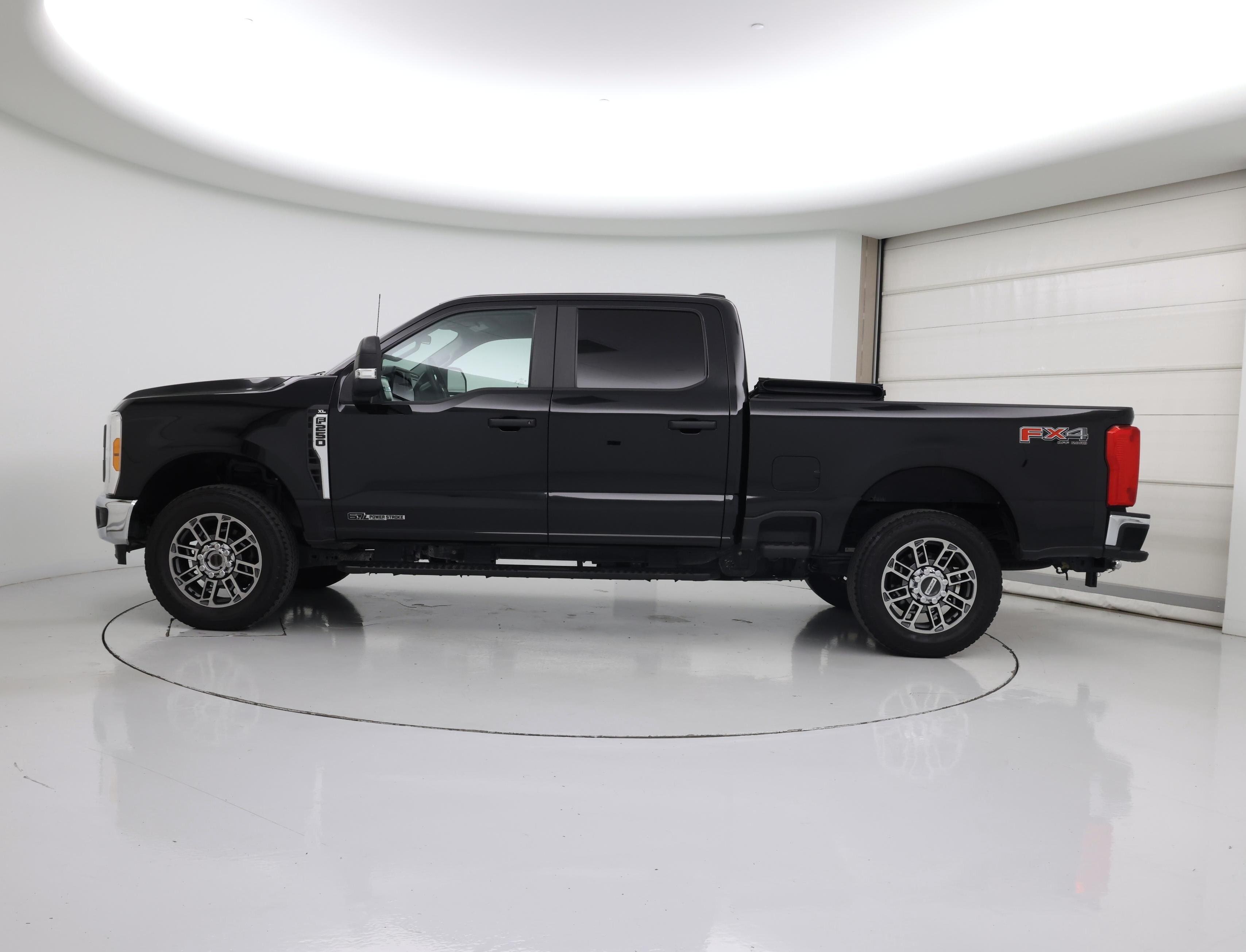 Thumbnail: 2023 Ford F-250 - 3