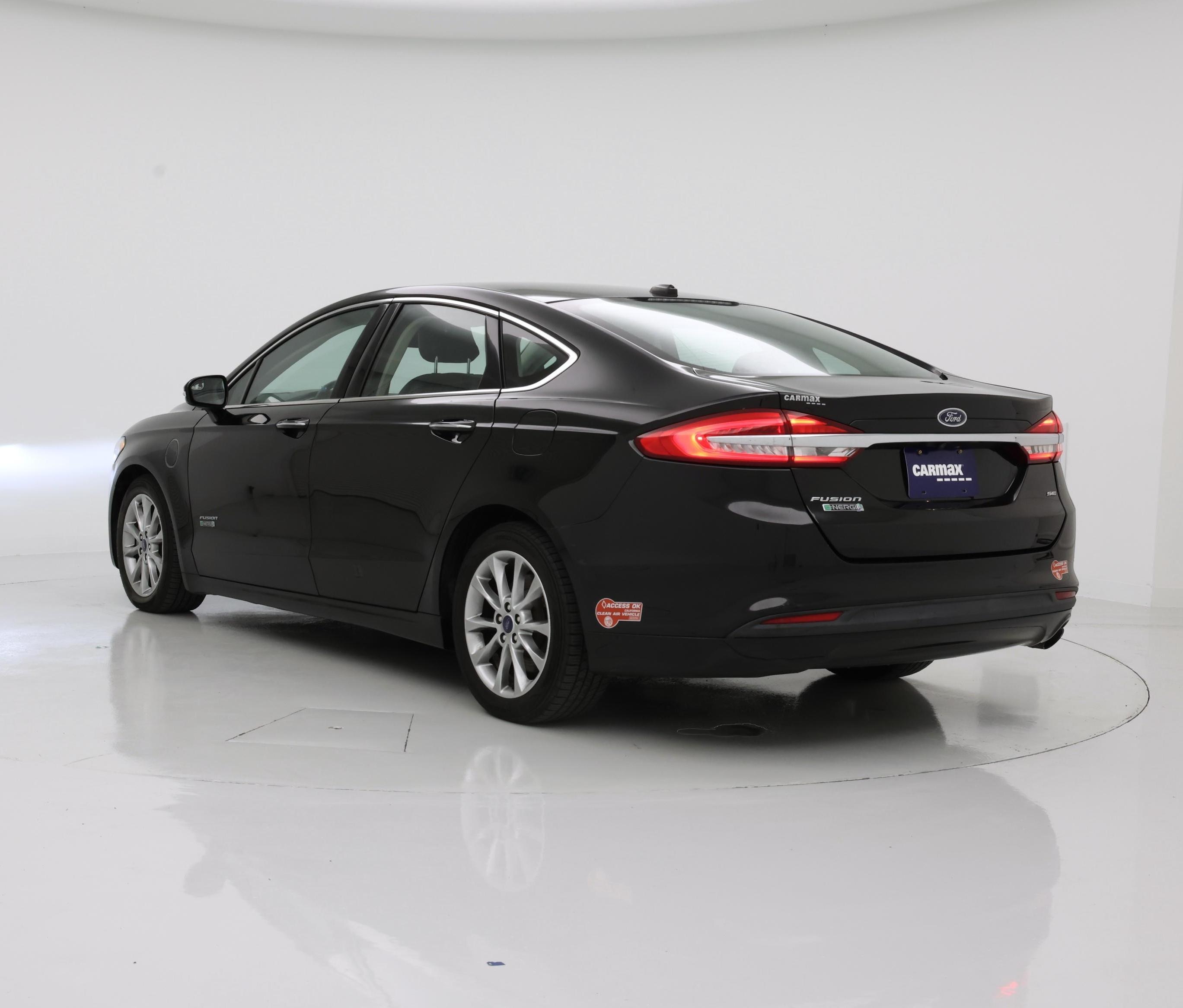 Thumbnail: 2017 Ford Fusion - 2