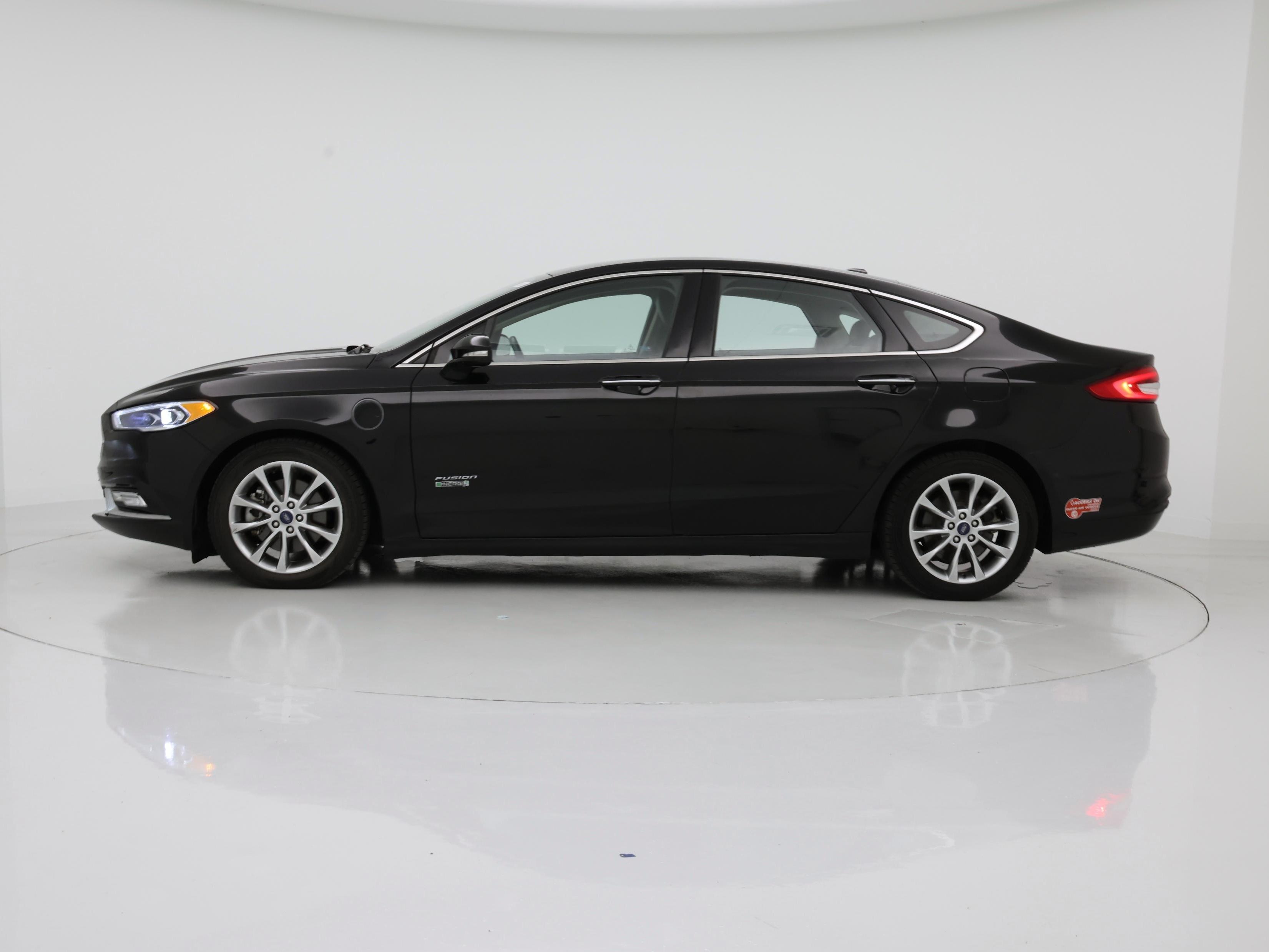 Thumbnail: 2017 Ford Fusion - 3