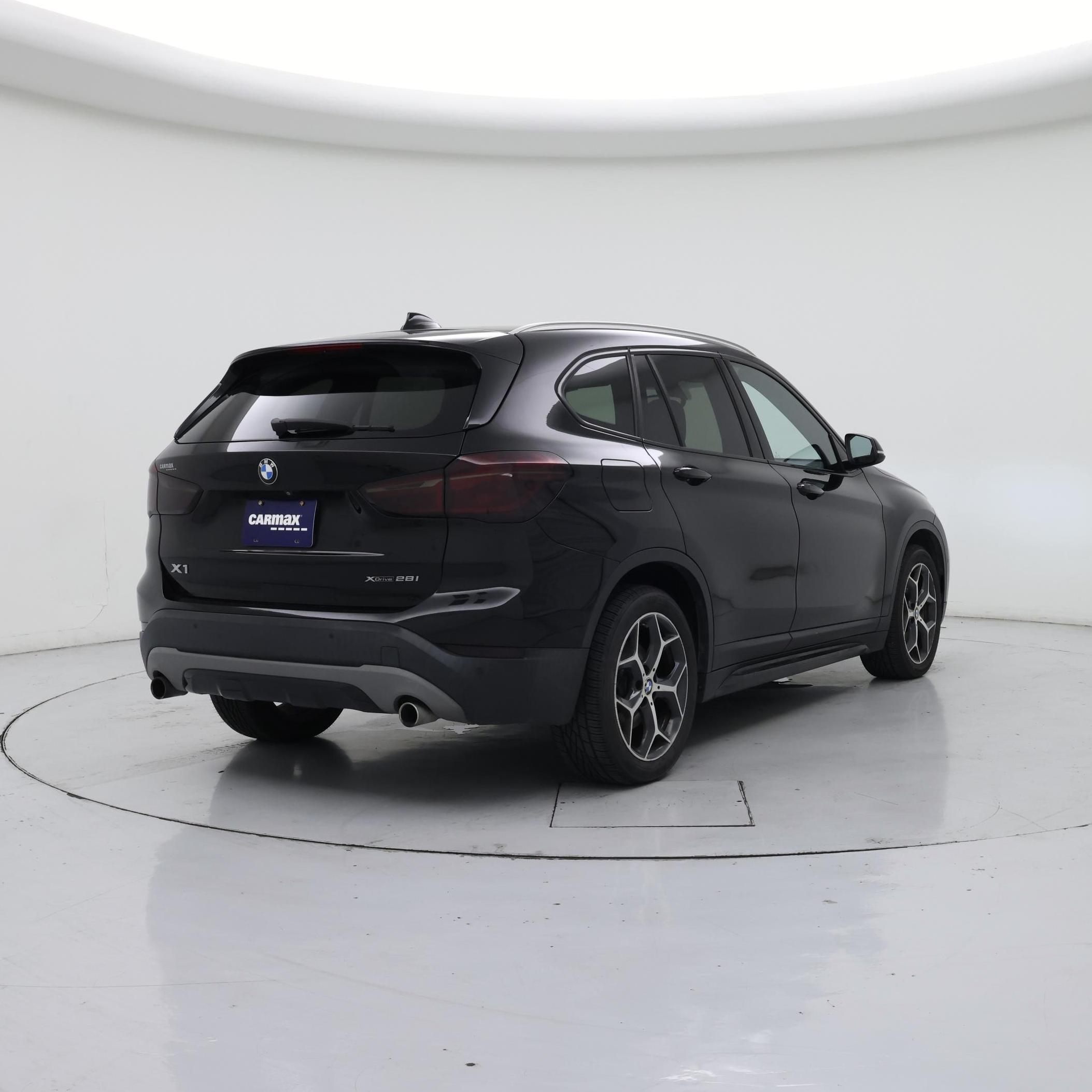 Thumbnail: 2018 BMW X1 - 8