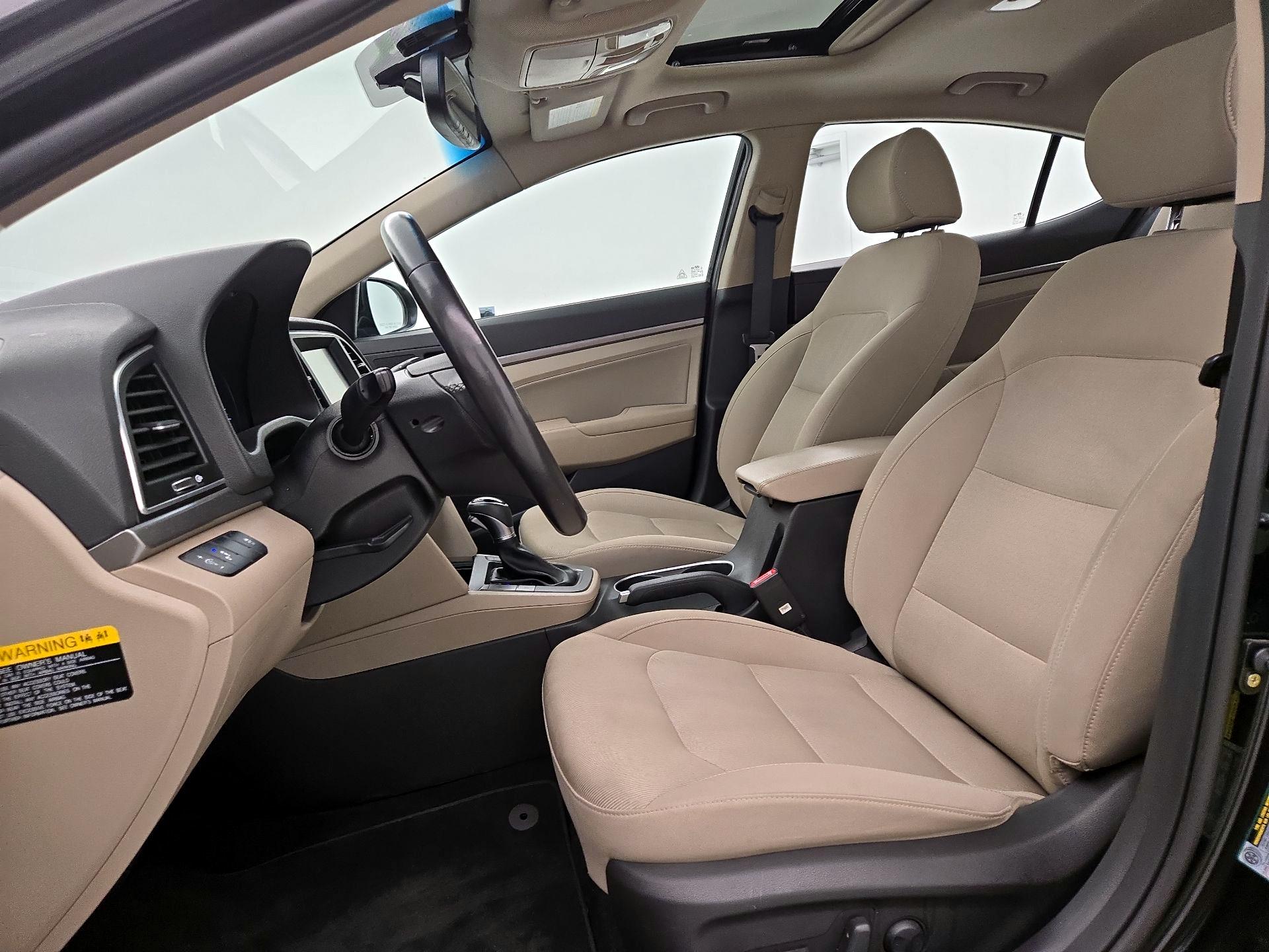 Thumbnail: 2017 Hyundai Elantra - 11