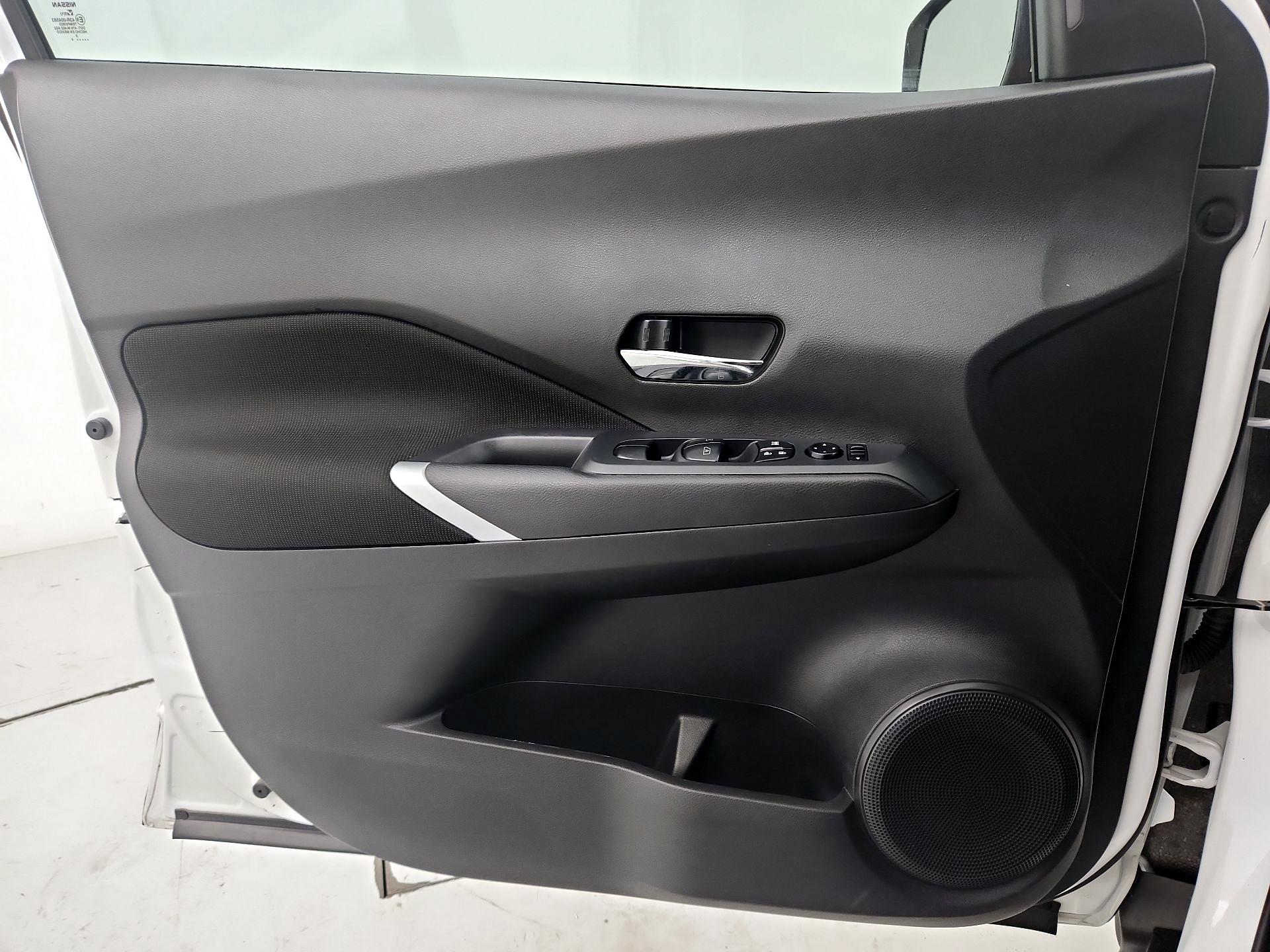 Thumbnail: 2024 Nissan Kicks - 12
