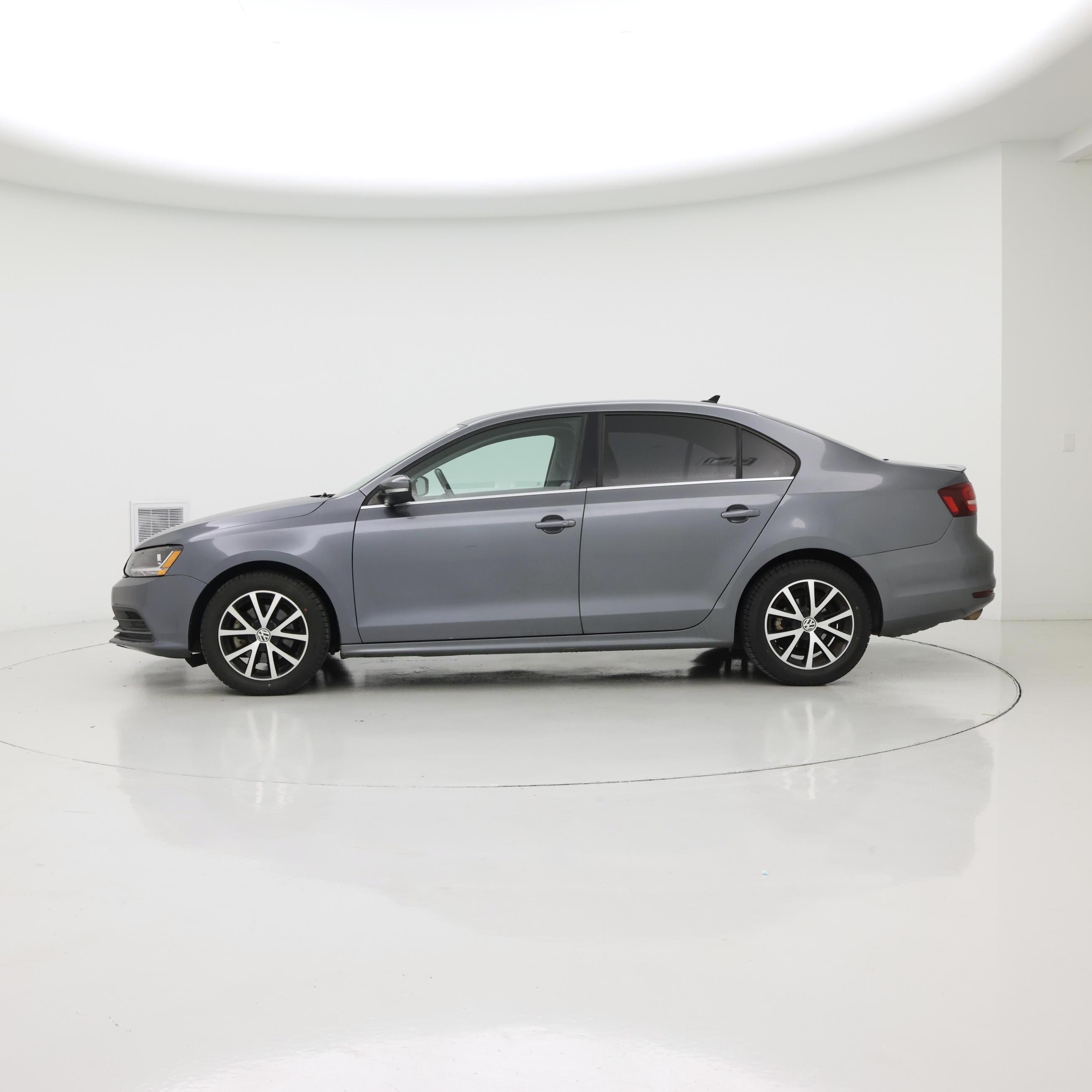 Thumbnail: 2017 Volkswagen Jetta - 3