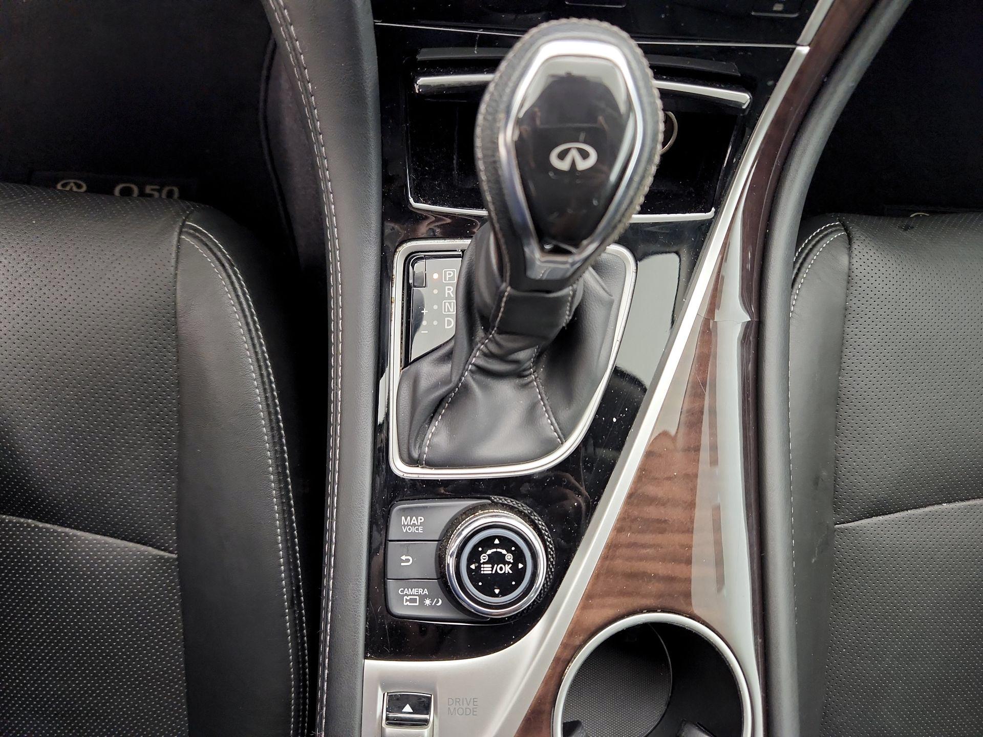 Thumbnail: 2018 INFINITI Q50 - 18