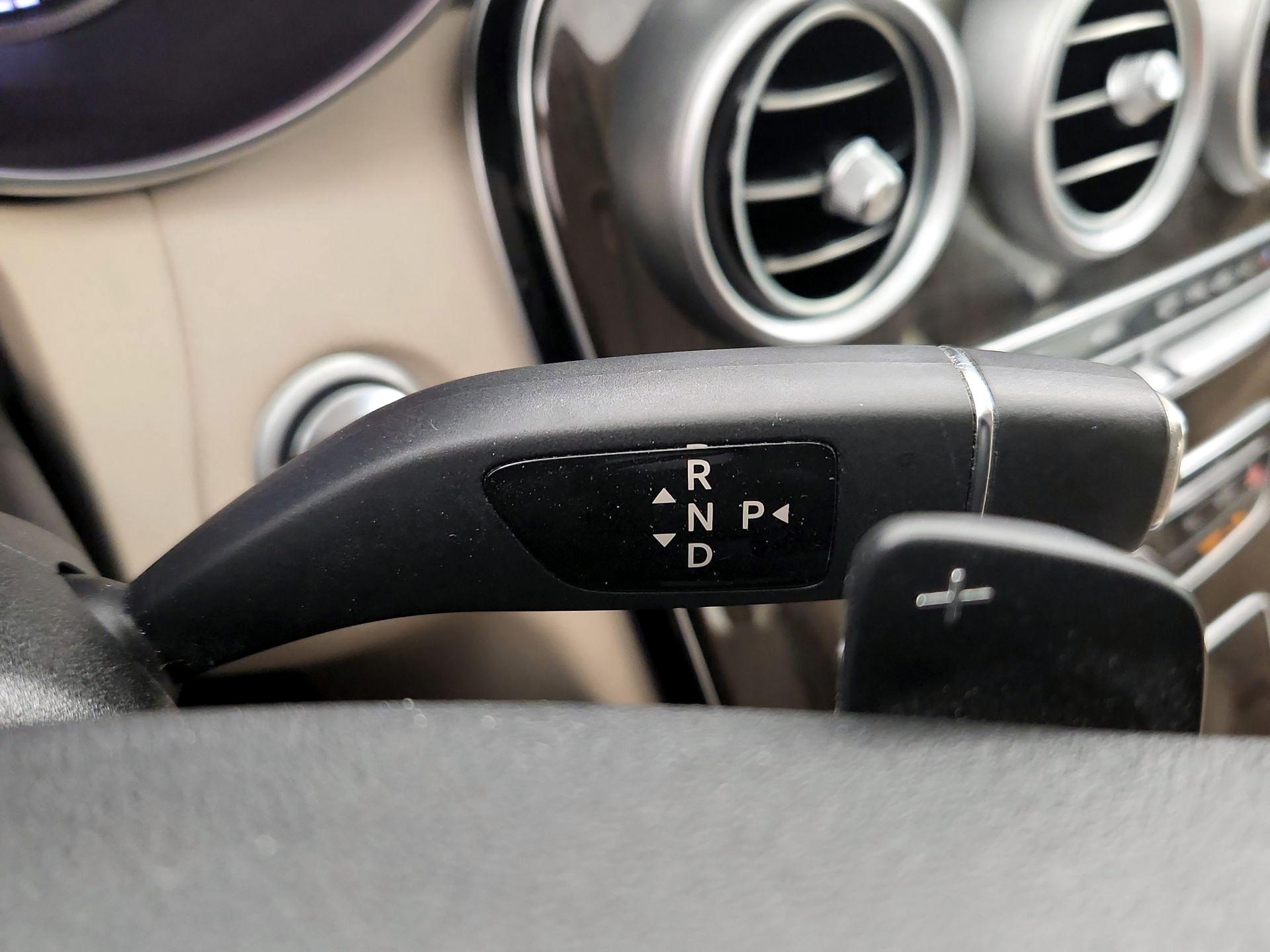 Thumbnail: 2015 Mercedes-Benz C-Class - 17