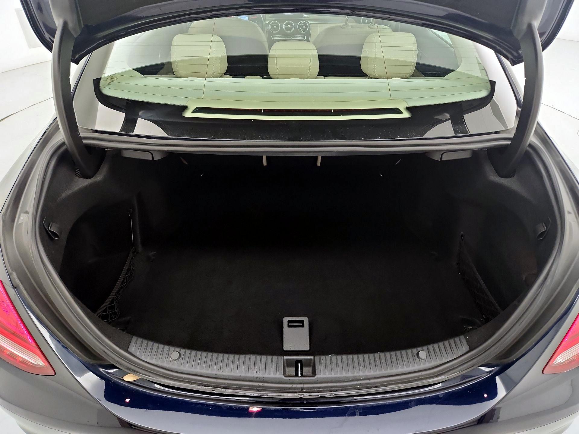 Thumbnail: 2015 Mercedes-Benz C-Class - 19