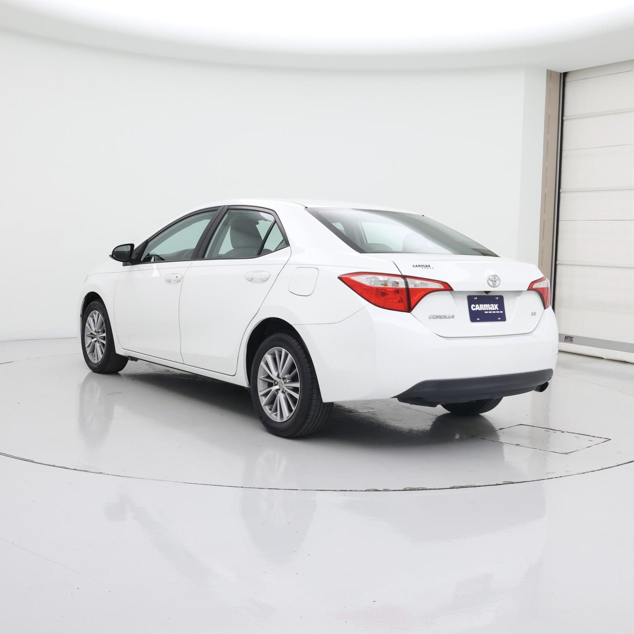 Thumbnail: 2015 Toyota Corolla - 2