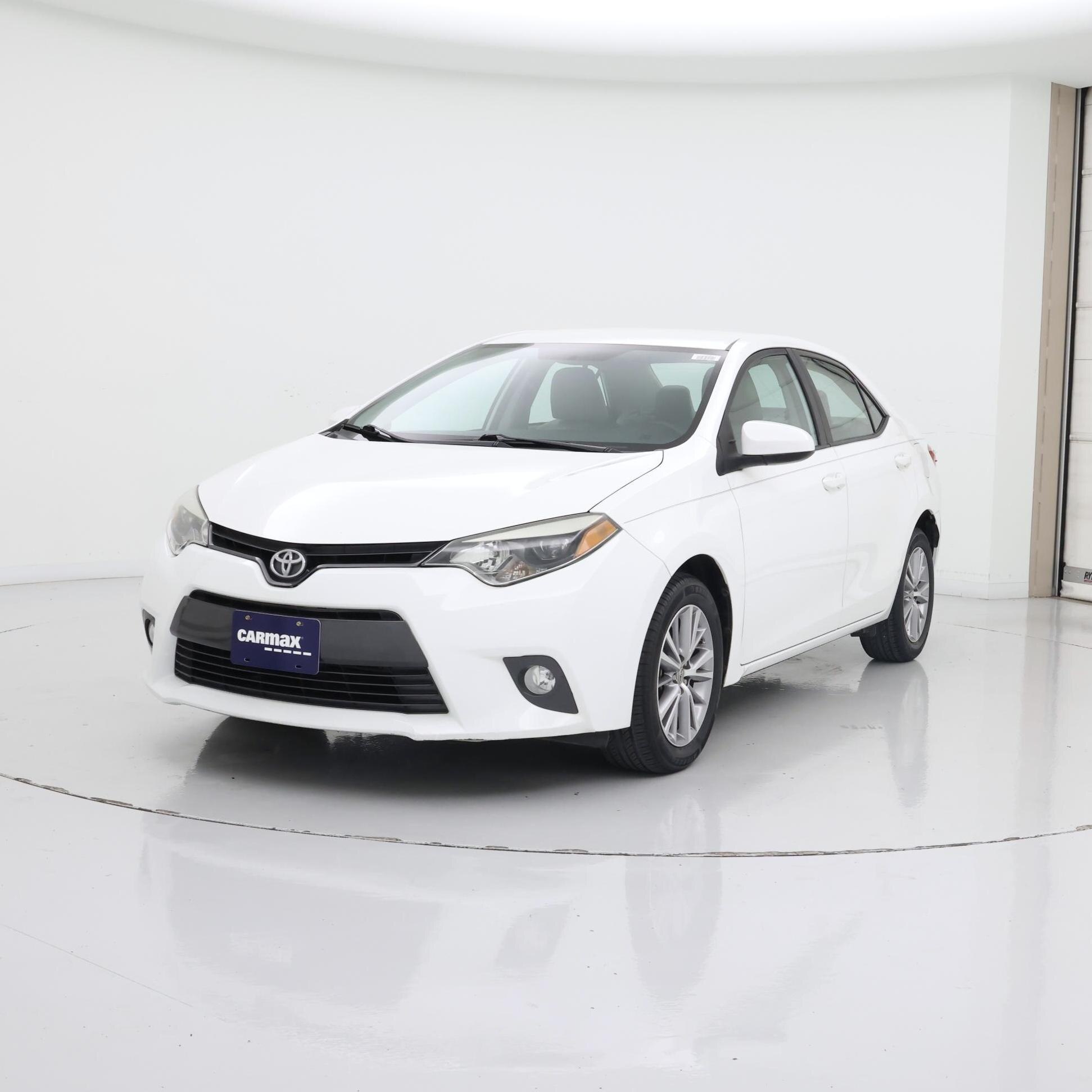 Thumbnail: 2015 Toyota Corolla - 4
